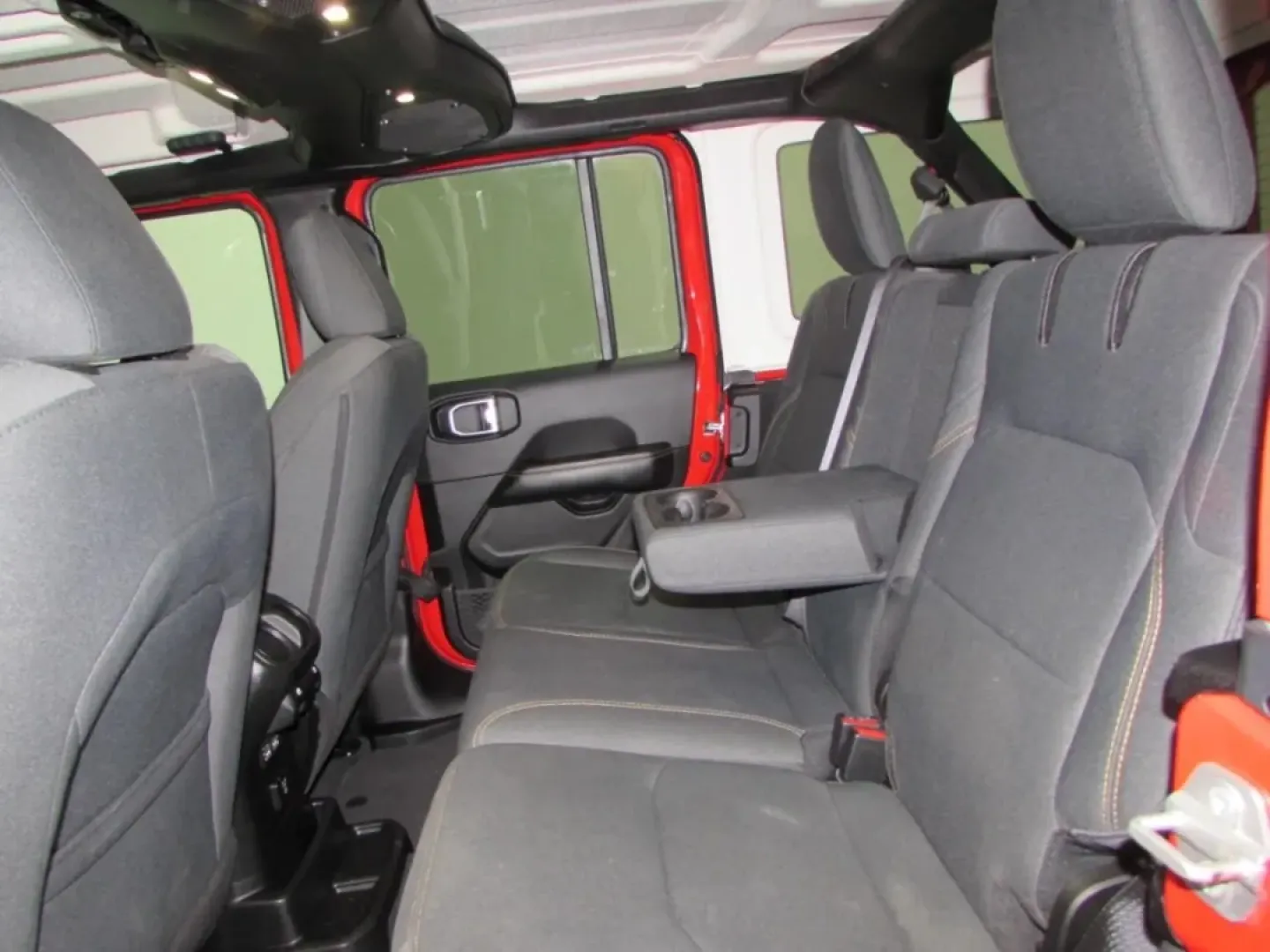 2024 /Black Jeep Wrangler Sahara 4xe (1C4RJXP6XRW) with an Other engine, Automatic transmission, located at 12830 Highway 21, De Soto, MO, 63020, (636) 337-7777, 38.153099, -90.573624 - **Unleash Adventure with the 2024 Jeep Wrangler Sahara: Your Ideal Weekend Companion!**<br /> <br /> Are you ready to take your weekend adventures to the next level? The 2024 Jeep Wrangler Sahara is the perfect vehicle for anyone who craves outdoor exploration while maintaining a touch of comfort an - Photo#24