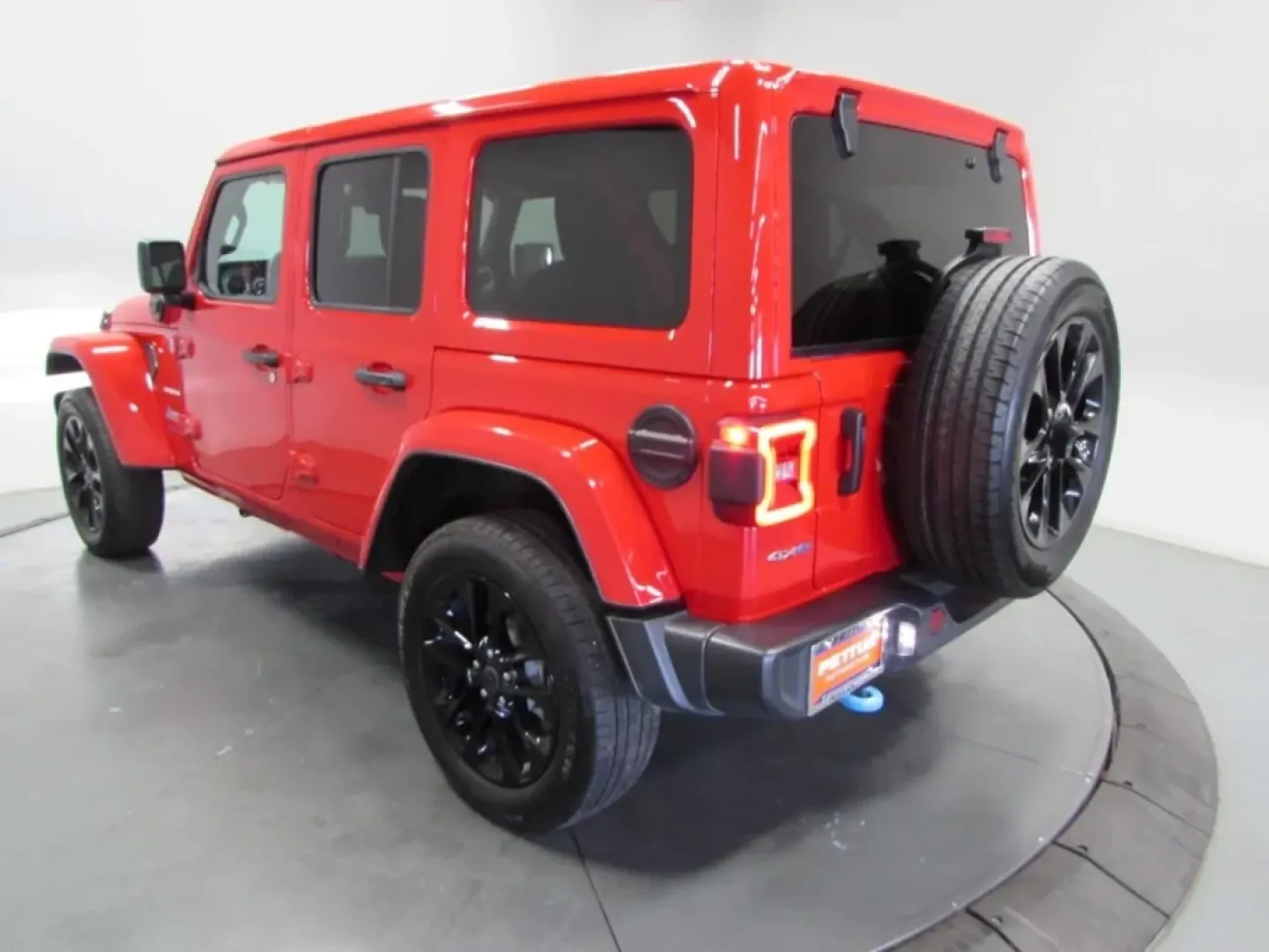 2024 /Black Jeep Wrangler Sahara 4xe (1C4RJXP6XRW) with an Other engine, Automatic transmission, located at 12830 Highway 21, De Soto, MO, 63020, (636) 337-7777, 38.153099, -90.573624 - **Unleash Adventure with the 2024 Jeep Wrangler Sahara: Your Ideal Weekend Companion!**<br /> <br /> Are you ready to take your weekend adventures to the next level? The 2024 Jeep Wrangler Sahara is the perfect vehicle for anyone who craves outdoor exploration while maintaining a touch of comfort an - Photo#5