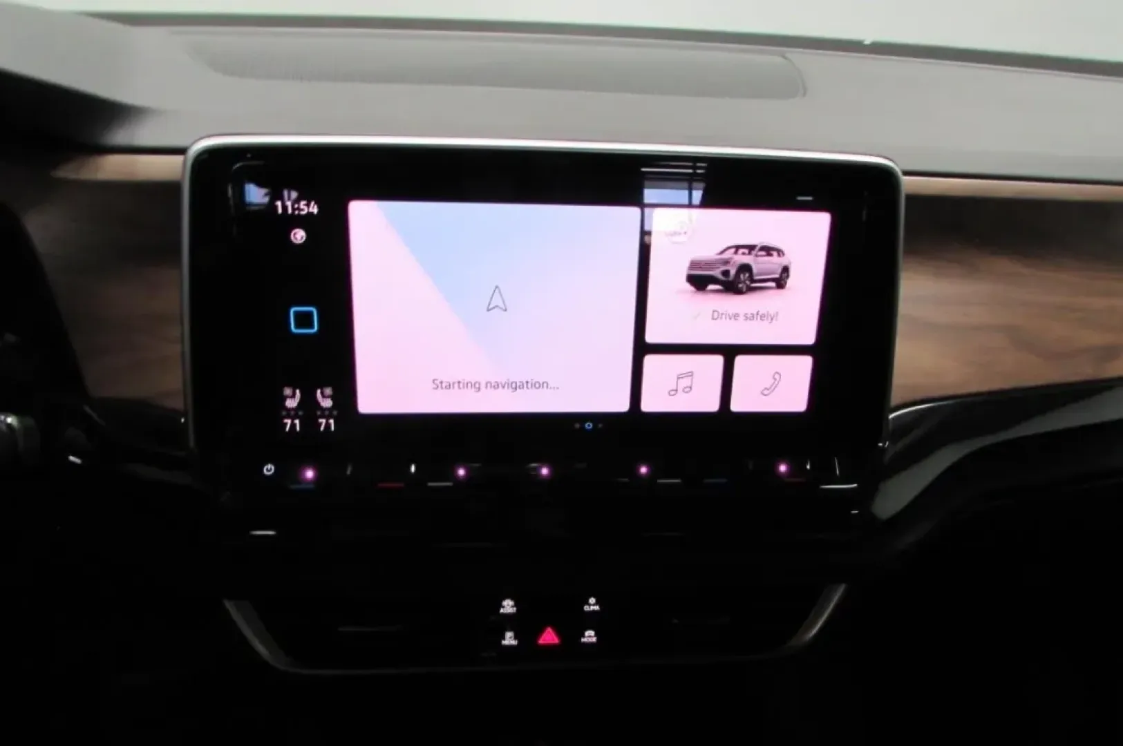 2025 /Titan Black Volkswagen Atlas 2.0T SE w/Technology (1V2WR2CA3SC) with an Other engine, Automatic transmission, located at 12830 Highway 21, De Soto, MO, 63020, (636) 337-7777, 38.153099, -90.573624 - **Discover the Adventure with the 2025 Volkswagen Atlas at Pettus CDJR DeSoto!**<br /> <br /> Are you ready to embark on your next family adventure or weekend getaway? The 2025 Volkswagen Atlas is the perfect companion for those who crave both comfort and capability in their daily travels. Whether y - Photo#19