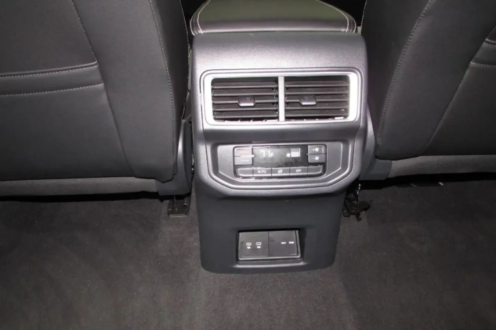 2025 /Titan Black Volkswagen Atlas 2.0T SE w/Technology (1V2WR2CA3SC) with an Other engine, Automatic transmission, located at 12830 Highway 21, De Soto, MO, 63020, (636) 337-7777, 38.153099, -90.573624 - **Discover the Adventure with the 2025 Volkswagen Atlas at Pettus CDJR DeSoto!**<br /> <br /> Are you ready to embark on your next family adventure or weekend getaway? The 2025 Volkswagen Atlas is the perfect companion for those who crave both comfort and capability in their daily travels. Whether y - Photo#26