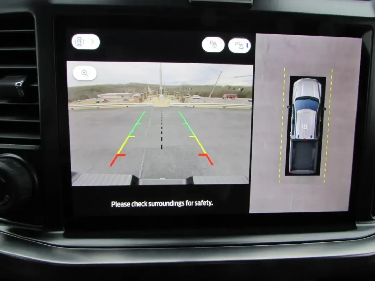 2026 /Black Onyx Ford F-250SD LARIAT (1FT8W2BN2TE) with an 7.3L engine, 6A transmission, located at 12836 Highway 21, De Soto, MO, 63020, (636) 337-7777, 38.151867, -90.575615 - If you're in the market for a powerful and dependable truck that can handle everything from daily commutes to weekend adventures, look no further than this stunning 2026 Ford Super Duty F-250 SRW, available now at Pettus Ford De Soto. This exceptional vehicle is designed for those who demand a mix o - Photo#27