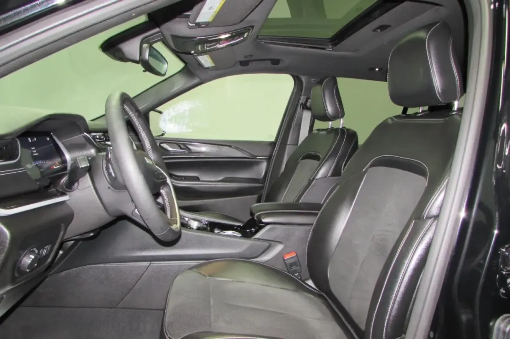 2023 /Global Black Jeep Grand Cherokee Altitude (1C4RJHAG3PC) with an Other engine, located at 12830 Highway 21, De Soto, MO, 63020, (636) 337-7777, 38.153099, -90.573624 - **Adventure Awaits: Discover the 2023 Jeep Grand Cherokee at Pettus CDJR DeSoto!**<br /> <br /> Are you ready to elevate your weekend adventures or daily commutes with a vehicle that combines rugged capability and modern luxury? Look no further than this stunning 2023 Jeep Grand Cherokee, now availa - Photo#12