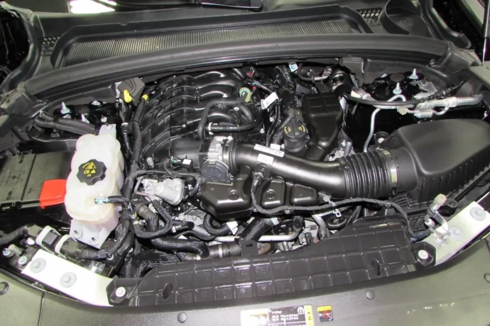 2023 /Global Black Jeep Grand Cherokee Altitude (1C4RJHAG3PC) with an Other engine, located at 12830 Highway 21, De Soto, MO, 63020, (636) 337-7777, 38.153099, -90.573624 - **Adventure Awaits: Discover the 2023 Jeep Grand Cherokee at Pettus CDJR DeSoto!**<br /> <br /> Are you ready to elevate your weekend adventures or daily commutes with a vehicle that combines rugged capability and modern luxury? Look no further than this stunning 2023 Jeep Grand Cherokee, now availa - Photo#8