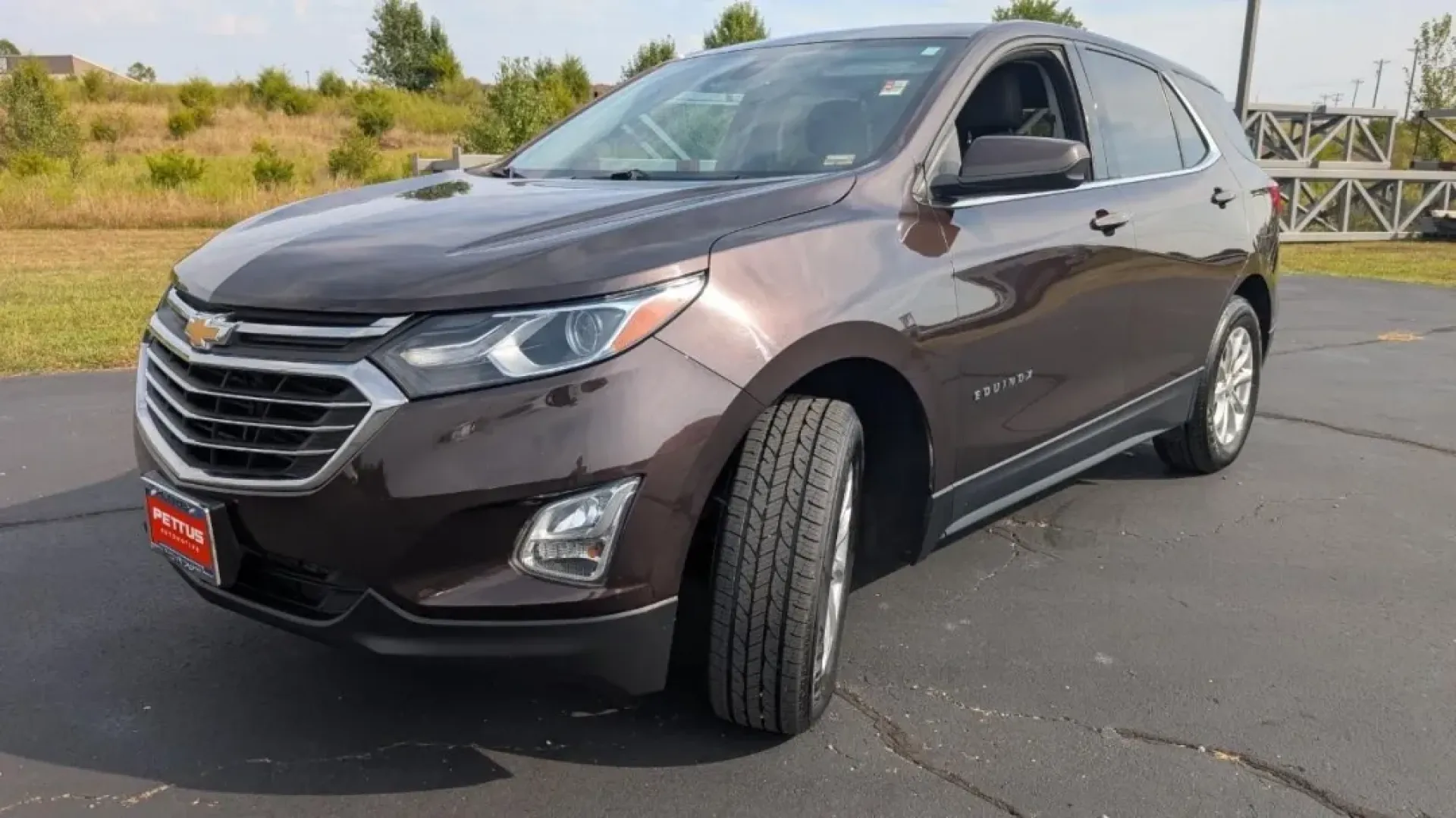 2020 /Jet Black Cloth Chevrolet Equinox LT (2GNAXUEV8L6) with an 1.5L Turbo DOHC 4-cylinder / SIDI / VVT engine, Automatic transmission, located at 141 Commercial Dr, Fredericktown, MO, 63645, (573) 783-6432, 37.570087, -90.320648 - ### Discover Your Next Adventure with the 2020 Chevrolet Equinox LT at Pettus Ford Fredericktown<br /> <br /> Are you ready to elevate your driving experience? Whether you're navigating daily commutes, planning family road trips, or exploring off-the-beaten-path adventures, the 2020 Chevrolet Equino - Photo#0