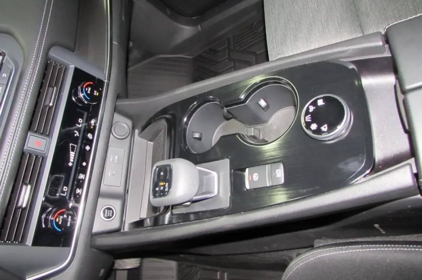 2023 /Charcoal Nissan Rogue SV (JN8BT3BB8PW) with an Other engine, Automatic transmission, located at 12836 Highway 21, De Soto, MO, 63020, (636) 337-7777, 38.151867, -90.575615 - **Adventure Awaits with the 2023 Nissan Rogue SV at Pettus Ford De Soto!**<br /> <br /> Are you ready to elevate your daily commute or embark on weekend adventures with friends and family? Look no further than this stunning 2023 Nissan Rogue SV, available now at Pettus Ford De Soto. This versatile S - Photo#19