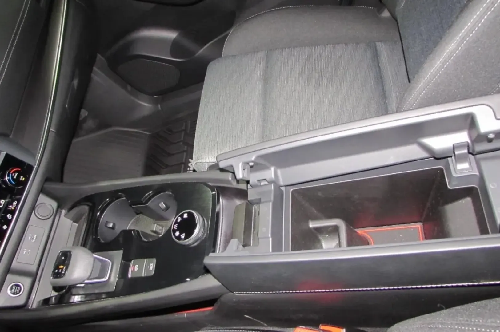 2023 /Charcoal Nissan Rogue SV (JN8BT3BB8PW) with an Other engine, Automatic transmission, located at 12836 Highway 21, De Soto, MO, 63020, (636) 337-7777, 38.151867, -90.575615 - **Adventure Awaits with the 2023 Nissan Rogue SV at Pettus Ford De Soto!**<br /> <br /> Are you ready to elevate your daily commute or embark on weekend adventures with friends and family? Look no further than this stunning 2023 Nissan Rogue SV, available now at Pettus Ford De Soto. This versatile S - Photo#21