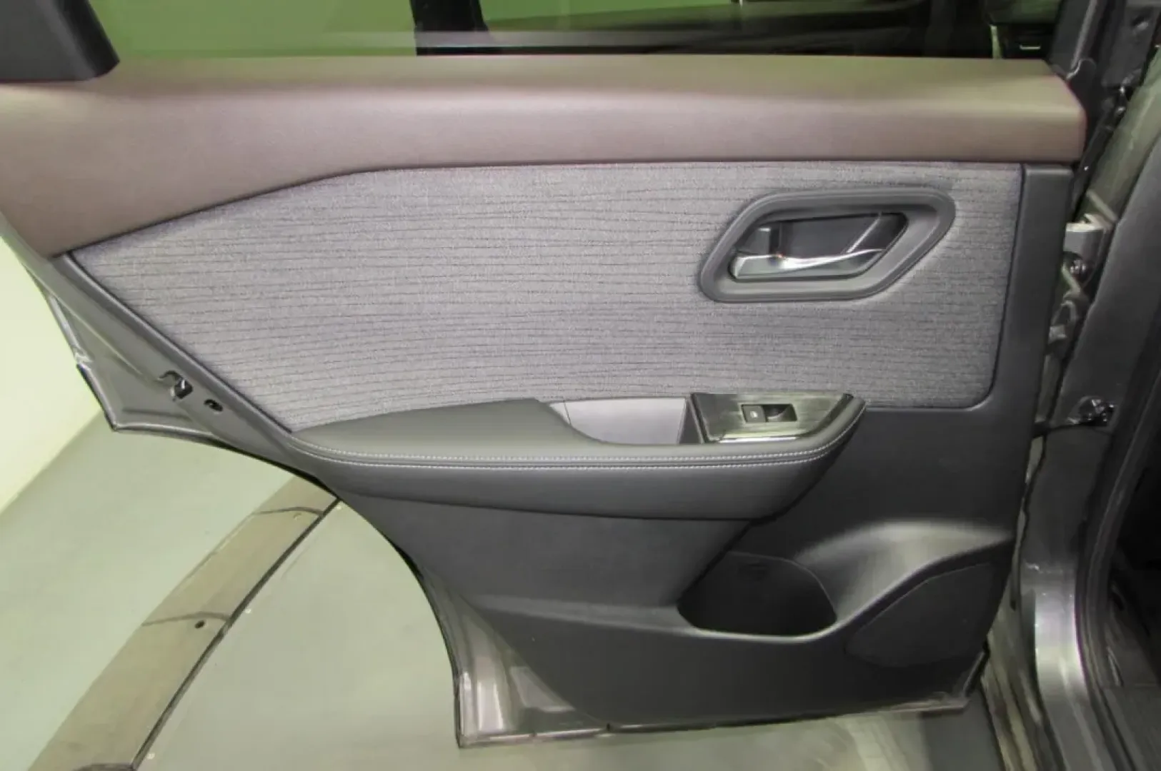 2023 /Charcoal Nissan Rogue SV (JN8BT3BB8PW) with an Other engine, Automatic transmission, located at 12836 Highway 21, De Soto, MO, 63020, (636) 337-7777, 38.151867, -90.575615 - **Adventure Awaits with the 2023 Nissan Rogue SV at Pettus Ford De Soto!**<br /> <br /> Are you ready to elevate your daily commute or embark on weekend adventures with friends and family? Look no further than this stunning 2023 Nissan Rogue SV, available now at Pettus Ford De Soto. This versatile S - Photo#22