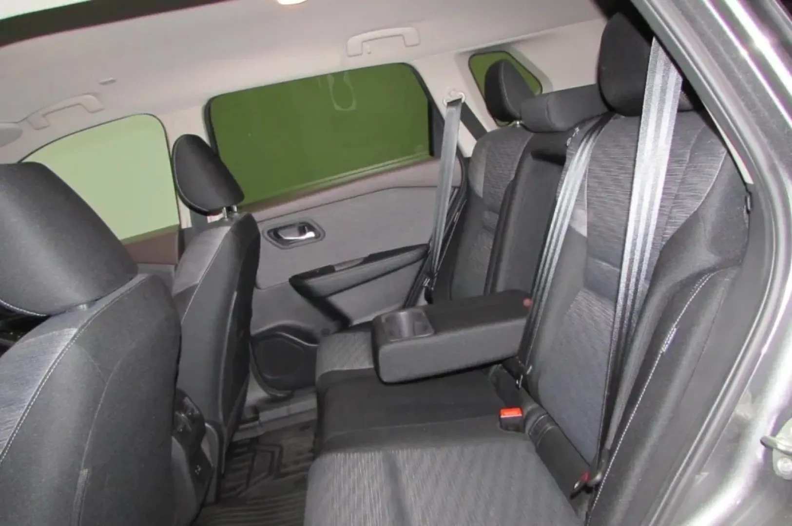 2023 /Charcoal Nissan Rogue SV (JN8BT3BB8PW) with an Other engine, Automatic transmission, located at 12836 Highway 21, De Soto, MO, 63020, (636) 337-7777, 38.151867, -90.575615 - **Adventure Awaits with the 2023 Nissan Rogue SV at Pettus Ford De Soto!**<br /> <br /> Are you ready to elevate your daily commute or embark on weekend adventures with friends and family? Look no further than this stunning 2023 Nissan Rogue SV, available now at Pettus Ford De Soto. This versatile S - Photo#23