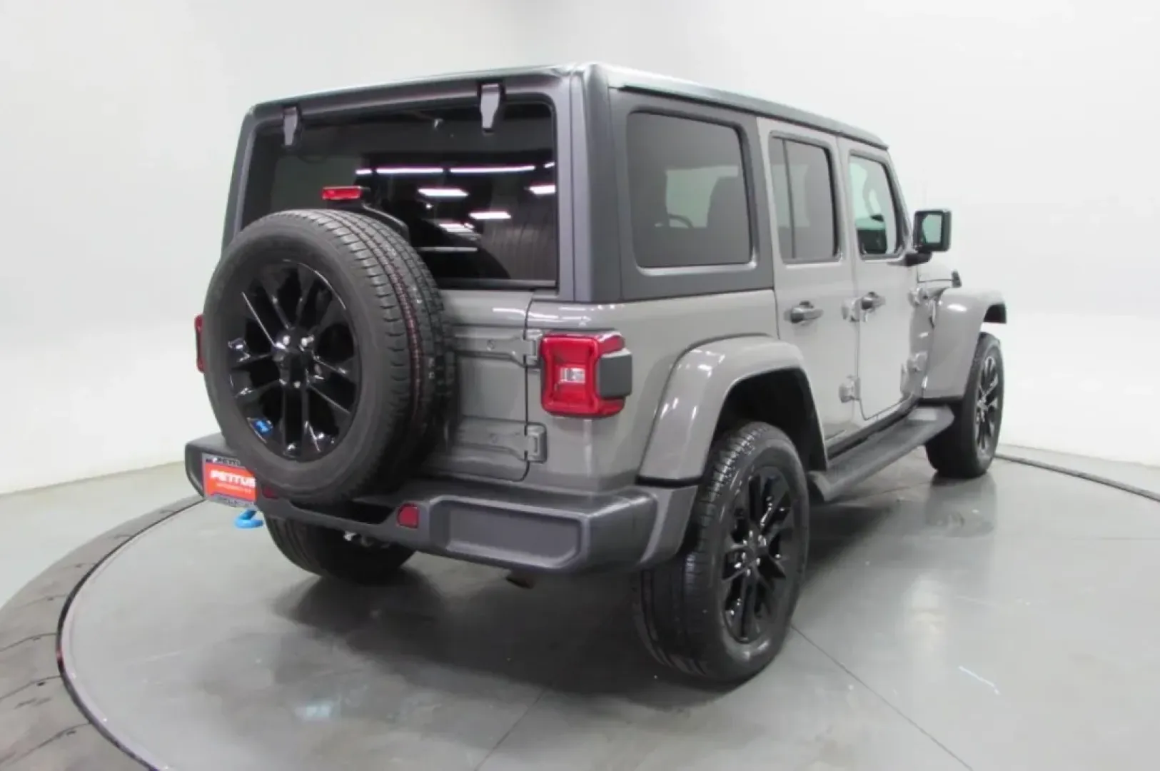 2022 /Black Jeep Wrangler Unlimited Sahara 4xe (1C4JJXP6XNW) with an Other engine, Automatic transmission, located at 12830 Highway 21, De Soto, MO, 63020, (636) 337-7777, 38.153099, -90.573624 - **Unleash Your Adventurous Spirit with the 2022 Jeep Wrangler!**<br /> <br /> Are you ready to elevate your weekend adventures and daily commutes? At Pettus CDJR DeSoto, we have the perfect vehicle for those who love versatility and capability-the stunning 2022 Jeep Wrangler. This SUV isn't just a m - Photo#7
