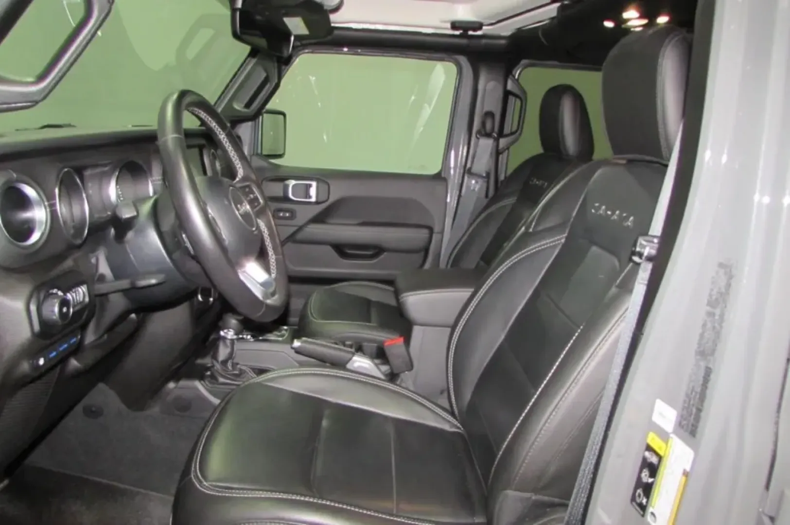 2022 /Black Jeep Wrangler Unlimited Sahara 4xe (1C4JJXP6XNW) with an Other engine, Automatic transmission, located at 12830 Highway 21, De Soto, MO, 63020, (636) 337-7777, 38.153099, -90.573624 - **Unleash Your Adventurous Spirit with the 2022 Jeep Wrangler!**<br /> <br /> Are you ready to elevate your weekend adventures and daily commutes? At Pettus CDJR DeSoto, we have the perfect vehicle for those who love versatility and capability-the stunning 2022 Jeep Wrangler. This SUV isn't just a m - Photo#13
