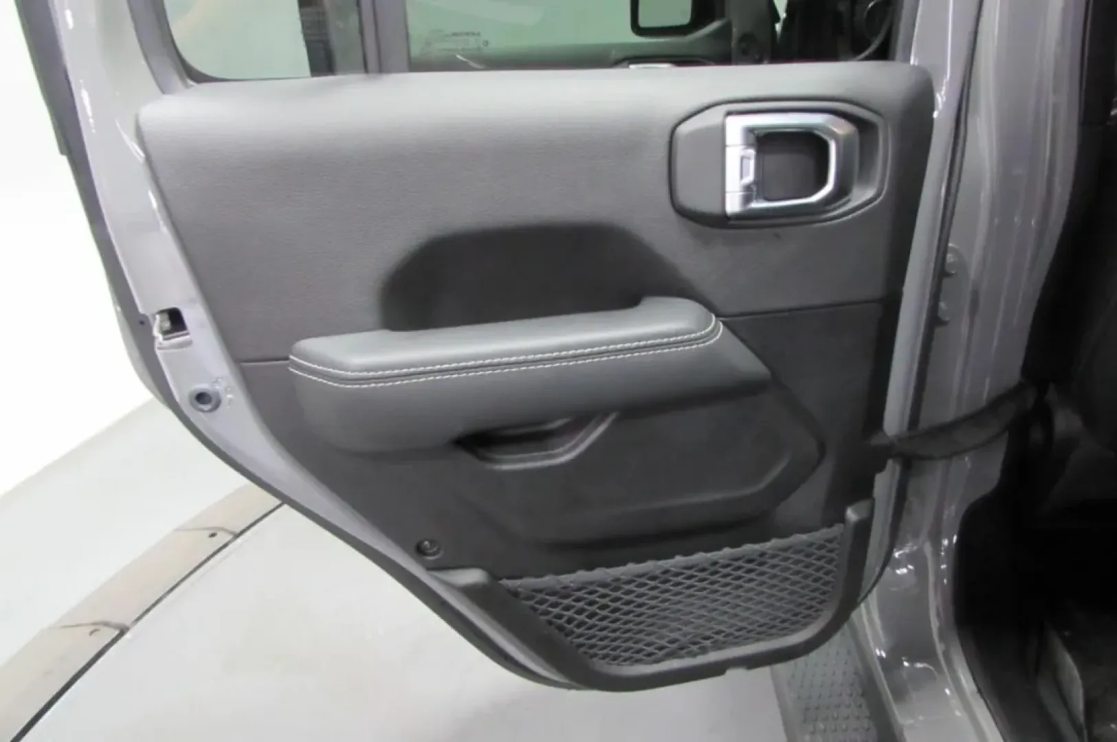 2022 /Black Jeep Wrangler Unlimited Sahara 4xe (1C4JJXP6XNW) with an Other engine, Automatic transmission, located at 12830 Highway 21, De Soto, MO, 63020, (636) 337-7777, 38.153099, -90.573624 - **Unleash Your Adventurous Spirit with the 2022 Jeep Wrangler!**<br /> <br /> Are you ready to elevate your weekend adventures and daily commutes? At Pettus CDJR DeSoto, we have the perfect vehicle for those who love versatility and capability-the stunning 2022 Jeep Wrangler. This SUV isn't just a m - Photo#24