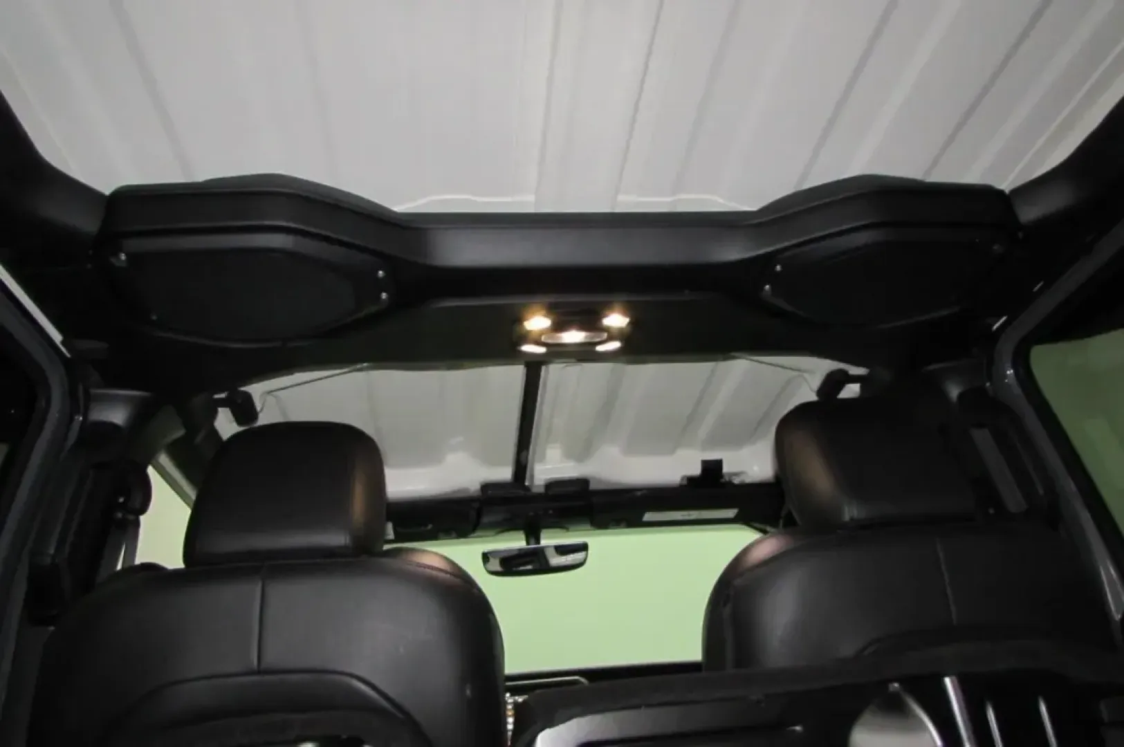 2022 /Black Jeep Wrangler Unlimited Sahara 4xe (1C4JJXP6XNW) with an Other engine, Automatic transmission, located at 12830 Highway 21, De Soto, MO, 63020, (636) 337-7777, 38.153099, -90.573624 - **Unleash Your Adventurous Spirit with the 2022 Jeep Wrangler!**<br /> <br /> Are you ready to elevate your weekend adventures and daily commutes? At Pettus CDJR DeSoto, we have the perfect vehicle for those who love versatility and capability-the stunning 2022 Jeep Wrangler. This SUV isn't just a m - Photo#32