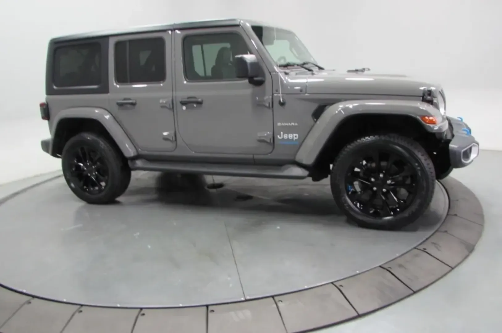 2022 /Black Jeep Wrangler Unlimited Sahara 4xe (1C4JJXP6XNW) with an Other engine, Automatic transmission, located at 12830 Highway 21, De Soto, MO, 63020, (636) 337-7777, 38.153099, -90.573624 - **Unleash Your Adventurous Spirit with the 2022 Jeep Wrangler!**<br /> <br /> Are you ready to elevate your weekend adventures and daily commutes? At Pettus CDJR DeSoto, we have the perfect vehicle for those who love versatility and capability-the stunning 2022 Jeep Wrangler. This SUV isn't just a m - Photo#3