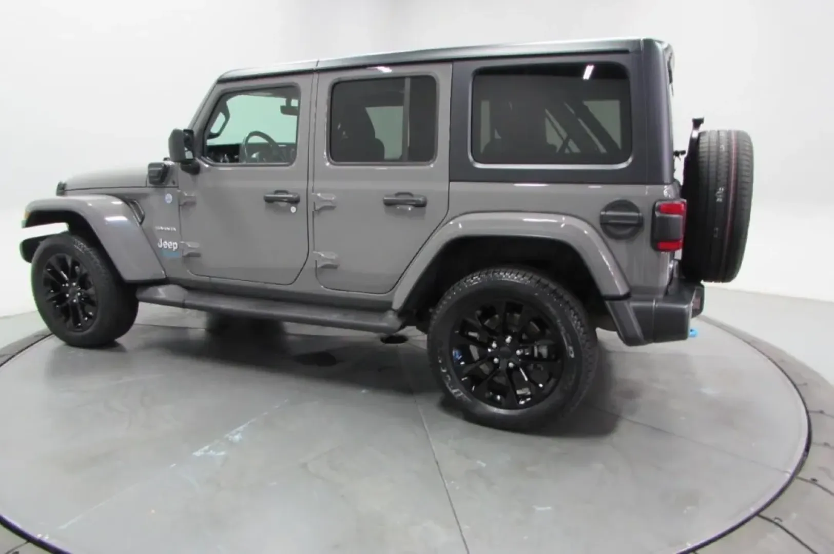2022 /Black Jeep Wrangler Unlimited Sahara 4xe (1C4JJXP6XNW) with an Other engine, Automatic transmission, located at 12830 Highway 21, De Soto, MO, 63020, (636) 337-7777, 38.153099, -90.573624 - **Unleash Your Adventurous Spirit with the 2022 Jeep Wrangler!**<br /> <br /> Are you ready to elevate your weekend adventures and daily commutes? At Pettus CDJR DeSoto, we have the perfect vehicle for those who love versatility and capability-the stunning 2022 Jeep Wrangler. This SUV isn't just a m - Photo#4