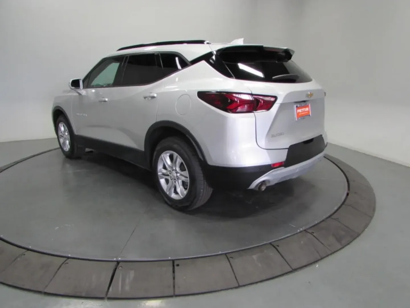 2020 /Jet Black Chevrolet Blazer LT (3GNKBCR4XLS) with an Other engine, located at 12830 Highway 21, De Soto, MO, 63020, (636) 337-7777, 38.153099, -90.573624 - **Unleash Your Adventurous Spirit with the 2020 Chevrolet Blazer LT at Pettus CDJR DeSoto!**<br /> <br /> Are you a family looking for the perfect blend of style, comfort, and versatility? Or perhaps you are a commuter who craves a vehicle that can handle both daily drives and weekend getaways? Look - Photo#5
