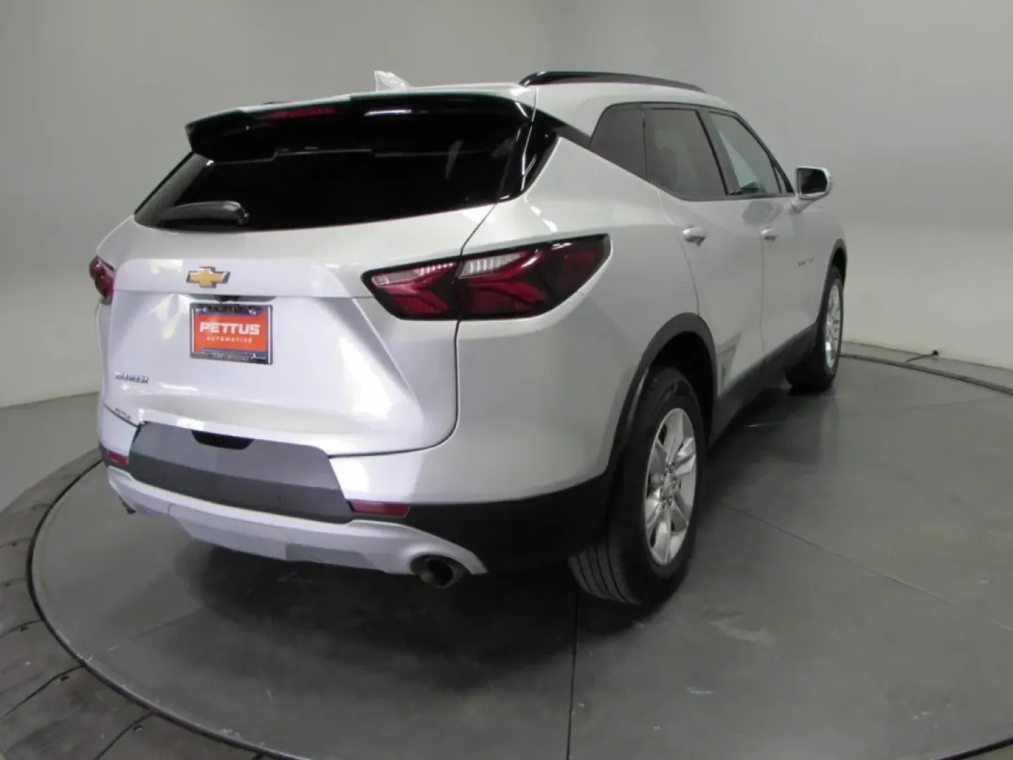 2020 /Jet Black Chevrolet Blazer LT (3GNKBCR4XLS) with an Other engine, located at 12830 Highway 21, De Soto, MO, 63020, (636) 337-7777, 38.153099, -90.573624 - **Unleash Your Adventurous Spirit with the 2020 Chevrolet Blazer LT at Pettus CDJR DeSoto!**<br /> <br /> Are you a family looking for the perfect blend of style, comfort, and versatility? Or perhaps you are a commuter who craves a vehicle that can handle both daily drives and weekend getaways? Look - Photo#7