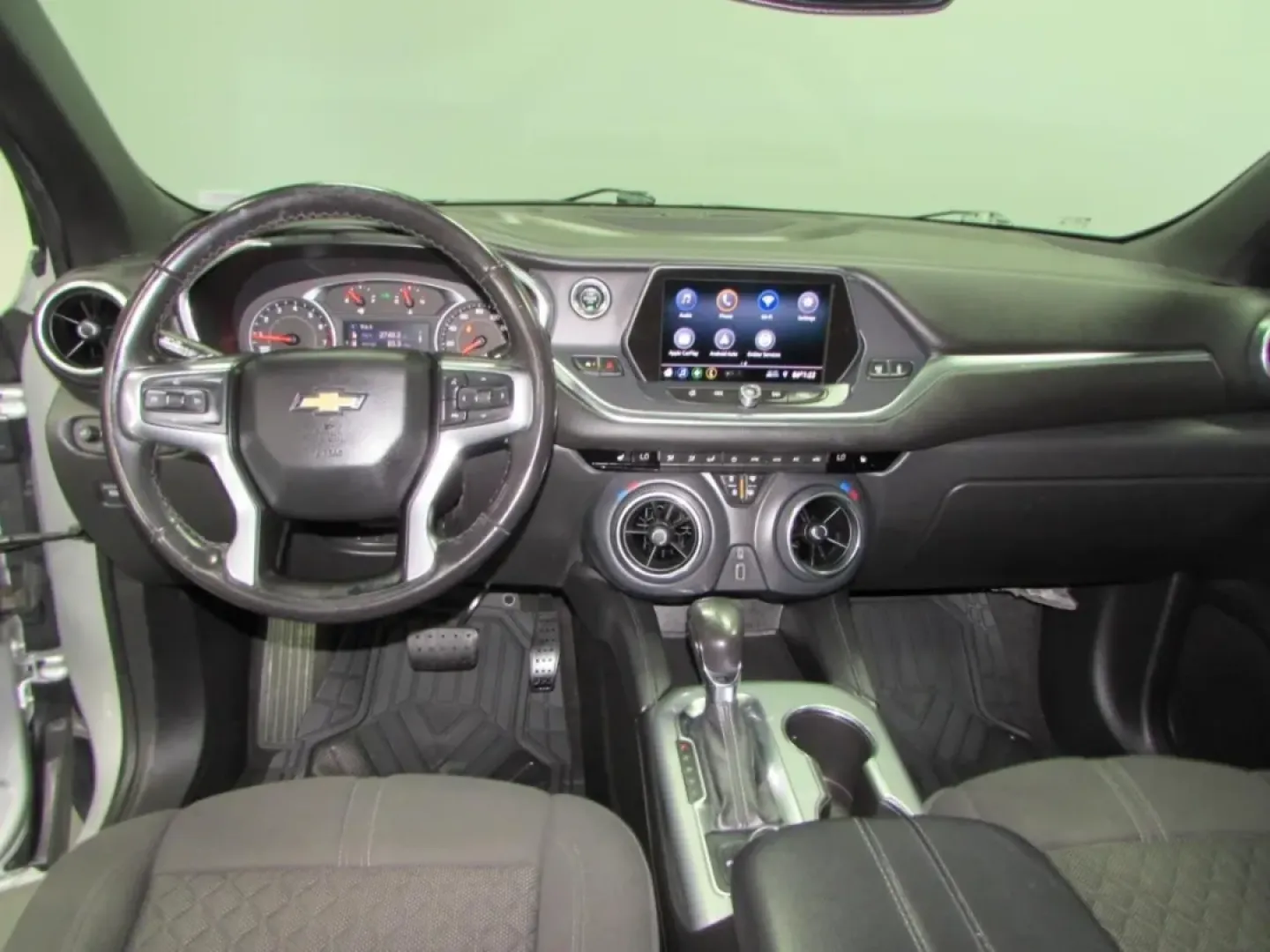 2020 /Jet Black Chevrolet Blazer LT (3GNKBCR4XLS) with an Other engine, located at 12830 Highway 21, De Soto, MO, 63020, (636) 337-7777, 38.153099, -90.573624 - **Unleash Your Adventurous Spirit with the 2020 Chevrolet Blazer LT at Pettus CDJR DeSoto!**<br /> <br /> Are you a family looking for the perfect blend of style, comfort, and versatility? Or perhaps you are a commuter who craves a vehicle that can handle both daily drives and weekend getaways? Look - Photo#21