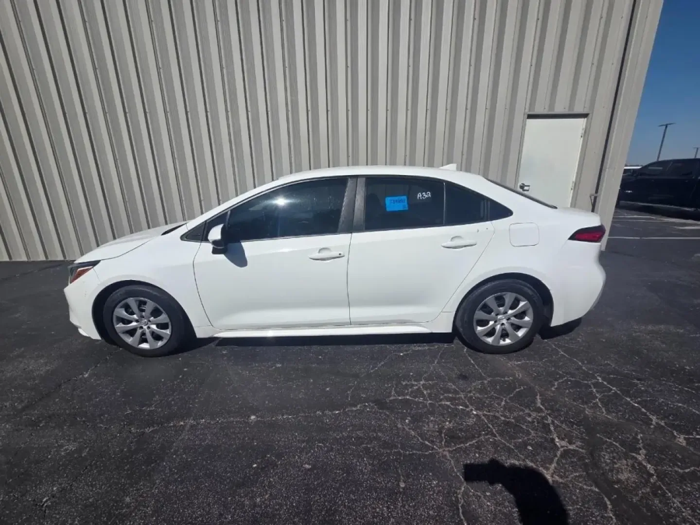 2020 /Light Gray Toyota Corolla LE (5YFEPRAEXLP) with an Other engine, Automatic transmission, located at 12830 Highway 21, De Soto, MO, 63020, (636) 337-7777, 38.153099, -90.573624 - Discover the perfect blend of reliability and style with this stunning 2020 Toyota Corolla LE, available now at Pettus CDJR DeSoto, your trusted OEM dealership located at 12830 Highway 21, De Soto, MO 63020. This pre-owned sedan isn't just a vehicle; it's a lifestyle choice that seamlessly caters to - Photo#2