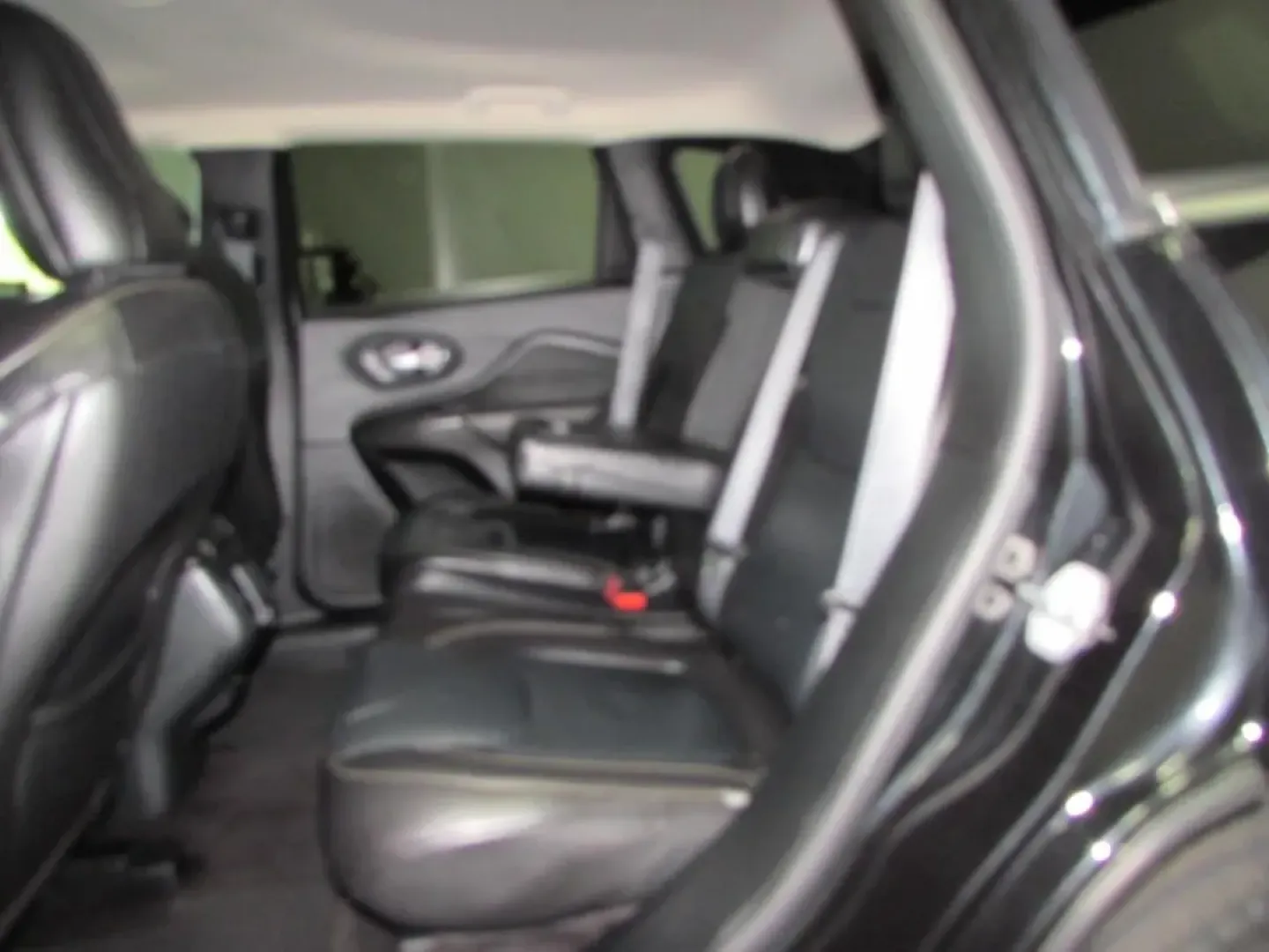 2016 /Black Jeep Cherokee Limited (1C4PJMDB6GW) with an Other engine, located at 12830 Highway 21, De Soto, MO, 63020, (636) 337-7777, 38.153099, -90.573624 - Are you ready to elevate your adventures with a vehicle that effortlessly combines style, comfort, and capability? Look no further than this stunning 2016 Jeep Cherokee, available now at Pettus CDJR DeSoto, your trusted source for quality used vehicles in De Soto, MO. Whether you're navigating city - Photo#23