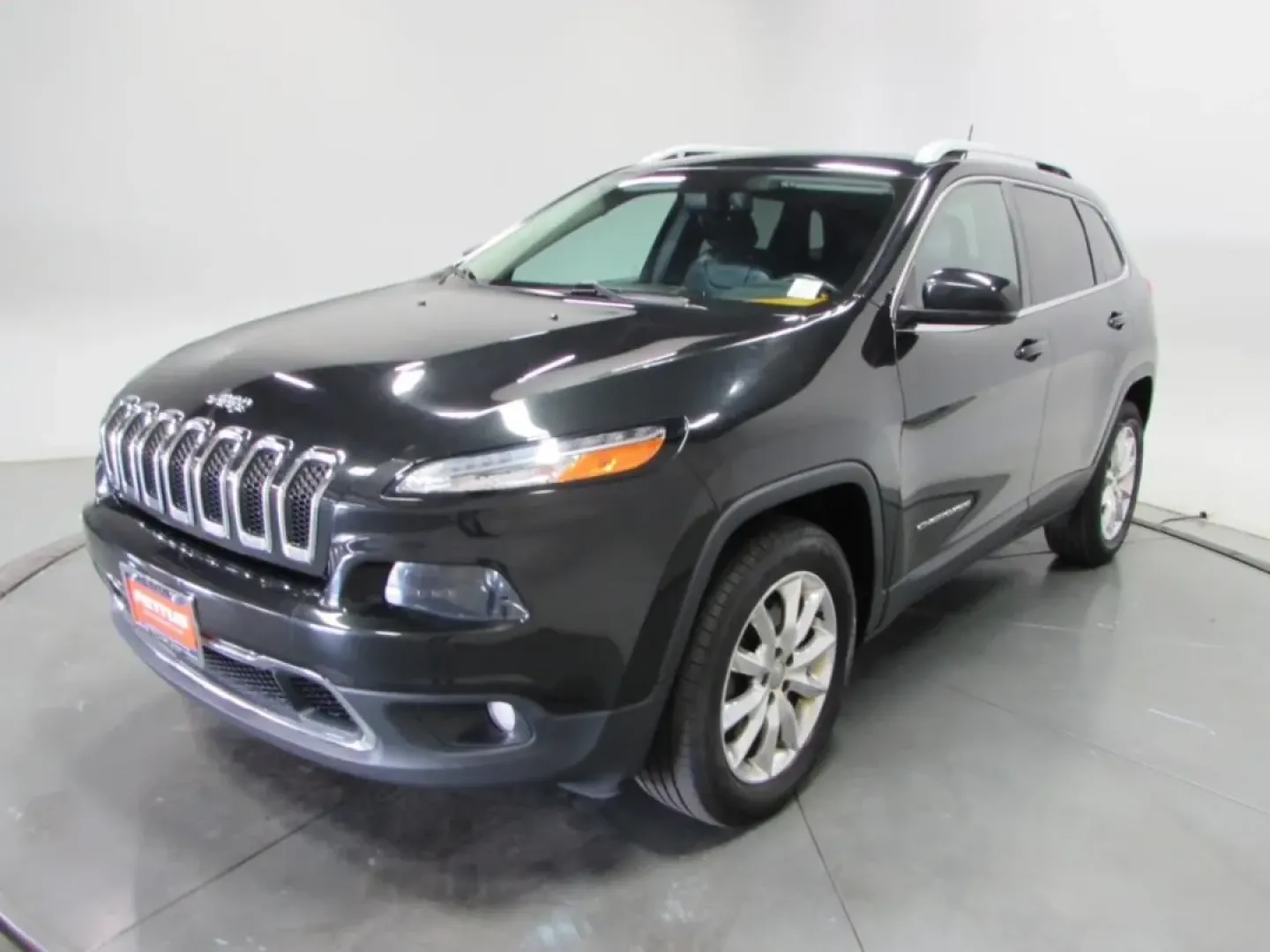 2016 /Black Jeep Cherokee Limited (1C4PJMDB6GW) with an Other engine, located at 12830 Highway 21, De Soto, MO, 63020, (636) 337-7777, 38.153099, -90.573624 - Are you ready to elevate your adventures with a vehicle that effortlessly combines style, comfort, and capability? Look no further than this stunning 2016 Jeep Cherokee, available now at Pettus CDJR DeSoto, your trusted source for quality used vehicles in De Soto, MO. Whether you're navigating city - Photo#2