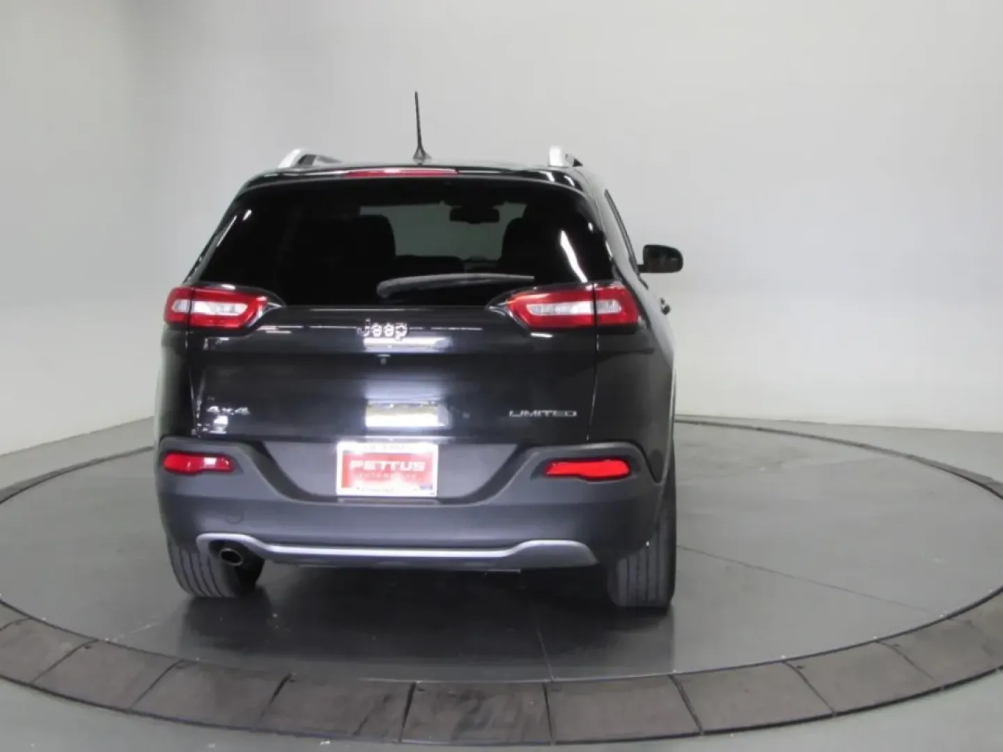 2016 /Black Jeep Cherokee Limited (1C4PJMDB6GW) with an Other engine, located at 12830 Highway 21, De Soto, MO, 63020, (636) 337-7777, 38.153099, -90.573624 - Are you ready to elevate your adventures with a vehicle that effortlessly combines style, comfort, and capability? Look no further than this stunning 2016 Jeep Cherokee, available now at Pettus CDJR DeSoto, your trusted source for quality used vehicles in De Soto, MO. Whether you're navigating city - Photo#6