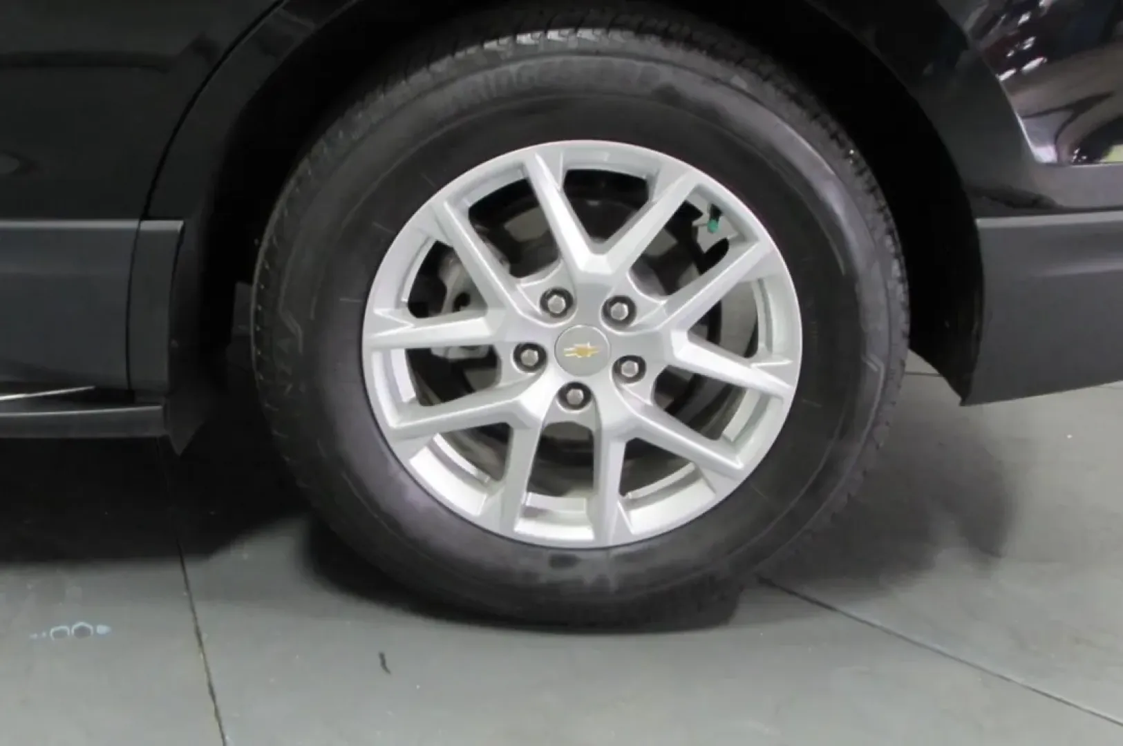 2023 /Black Chevrolet Equinox LT (3GNAXTEG4PL) with an Other engine, Automatic transmission, located at 12830 Highway 21, De Soto, MO, 63020, (636) 337-7777, 38.153099, -90.573624 - **Discover Adventure with the 2023 Chevrolet Equinox LT Perfect for Your Family's Next Journey!**<br /> <br /> Are you ready to elevate your driving experience? The 2023 Chevrolet Equinox LT is the ideal SUV for families, commuters, and adventure seekers alike. With its spacious interior, modern fe - Photo#9