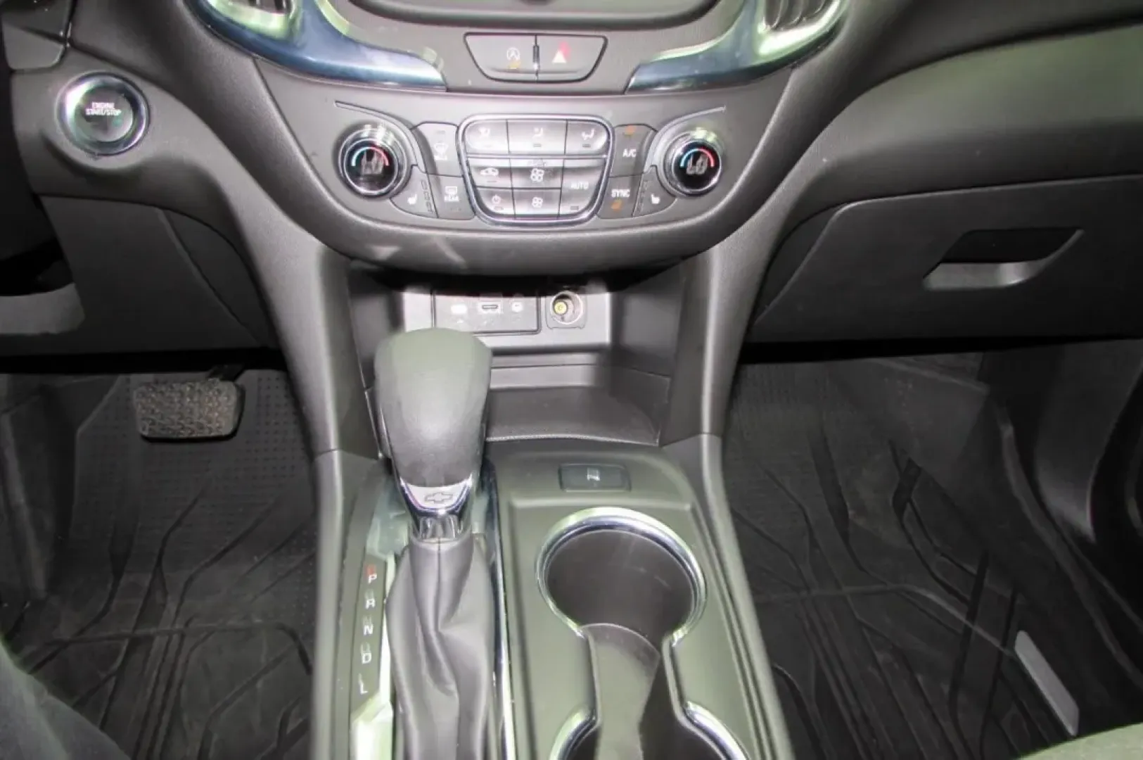 2023 /Black Chevrolet Equinox LT (3GNAXTEG4PL) with an Other engine, Automatic transmission, located at 12830 Highway 21, De Soto, MO, 63020, (636) 337-7777, 38.153099, -90.573624 - **Discover Adventure with the 2023 Chevrolet Equinox LT Perfect for Your Family's Next Journey!**<br /> <br /> Are you ready to elevate your driving experience? The 2023 Chevrolet Equinox LT is the ideal SUV for families, commuters, and adventure seekers alike. With its spacious interior, modern fe - Photo#19