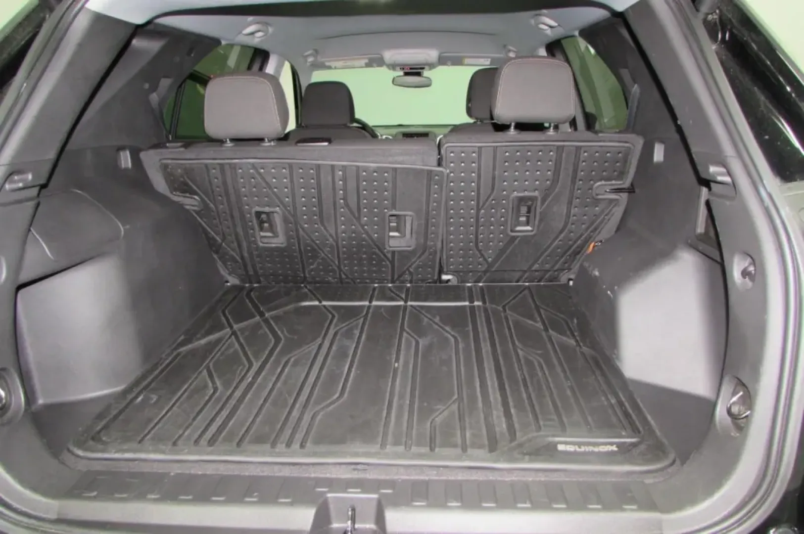 2023 /Black Chevrolet Equinox LT (3GNAXTEG4PL) with an Other engine, Automatic transmission, located at 12830 Highway 21, De Soto, MO, 63020, (636) 337-7777, 38.153099, -90.573624 - **Discover Adventure with the 2023 Chevrolet Equinox LT Perfect for Your Family's Next Journey!**<br /> <br /> Are you ready to elevate your driving experience? The 2023 Chevrolet Equinox LT is the ideal SUV for families, commuters, and adventure seekers alike. With its spacious interior, modern fe - Photo#25