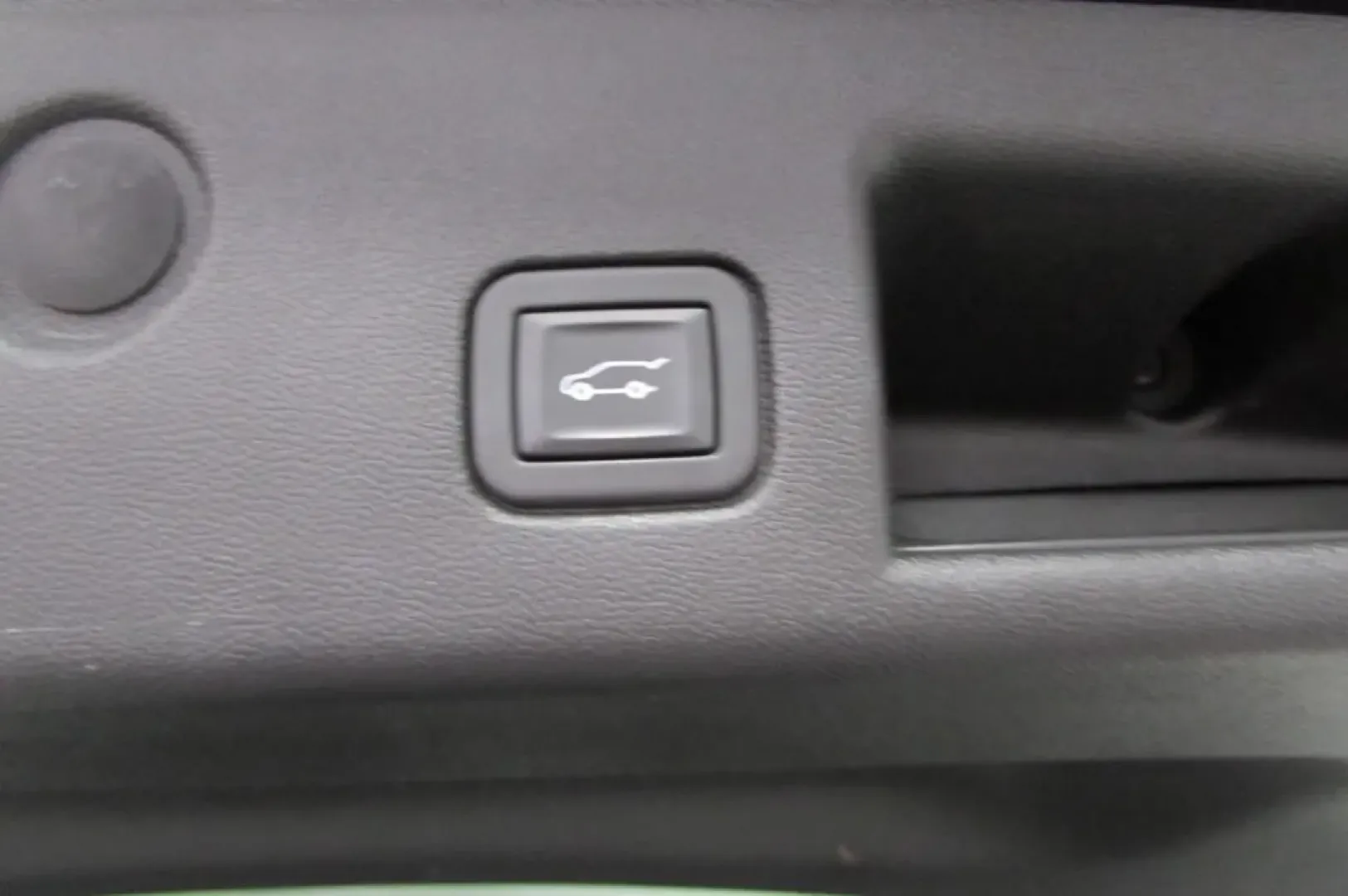 2023 /Black Chevrolet Equinox LT (3GNAXTEG4PL) with an Other engine, Automatic transmission, located at 12830 Highway 21, De Soto, MO, 63020, (636) 337-7777, 38.153099, -90.573624 - **Discover Adventure with the 2023 Chevrolet Equinox LT Perfect for Your Family's Next Journey!**<br /> <br /> Are you ready to elevate your driving experience? The 2023 Chevrolet Equinox LT is the ideal SUV for families, commuters, and adventure seekers alike. With its spacious interior, modern fe - Photo#26
