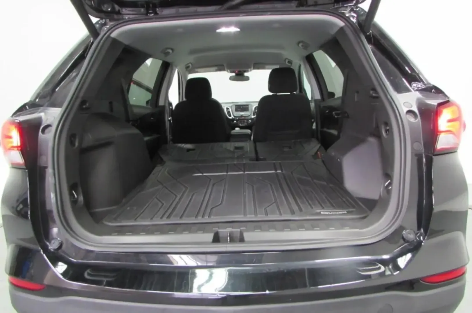 2023 /Black Chevrolet Equinox LT (3GNAXTEG4PL) with an Other engine, Automatic transmission, located at 12830 Highway 21, De Soto, MO, 63020, (636) 337-7777, 38.153099, -90.573624 - **Discover Adventure with the 2023 Chevrolet Equinox LT Perfect for Your Family's Next Journey!**<br /> <br /> Are you ready to elevate your driving experience? The 2023 Chevrolet Equinox LT is the ideal SUV for families, commuters, and adventure seekers alike. With its spacious interior, modern fe - Photo#27