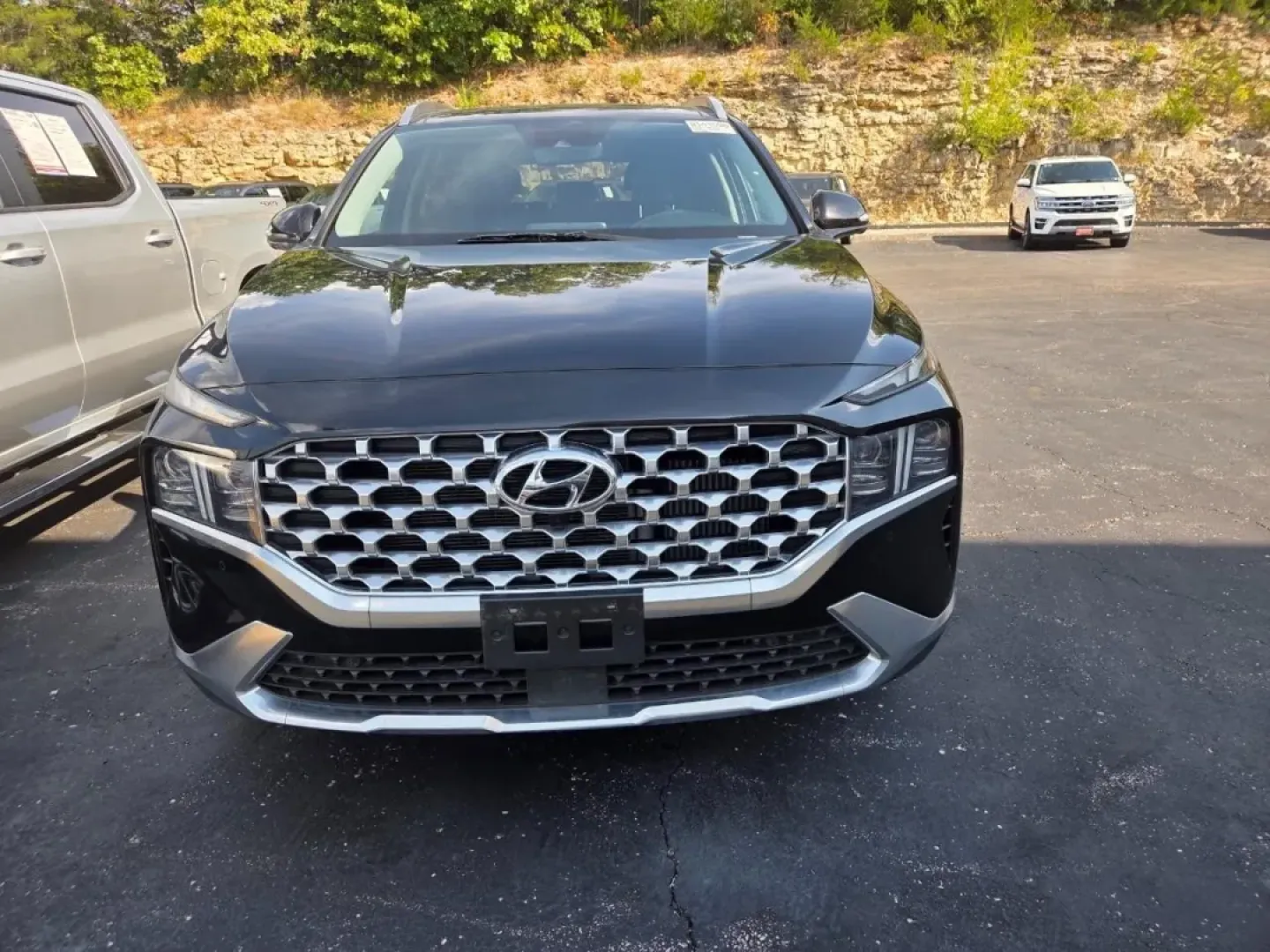 2023 /Gray Hyundai Santa Fe Limited (5NMS4DAL3PH) with an Other engine, located at 12830 Highway 21, De Soto, MO, 63020, (636) 337-7777, 38.153099, -90.573624 - Upgrade your adventures with the perfect blend of style, comfort, and functionality that the 2023 Hyundai Santa Fe Limited offers! Whether you're a growing family looking for a reliable vehicle to accommodate your busy lifestyle or a commuter seeking a stylish ride for daily trips, this SUV is desig - Photo#1