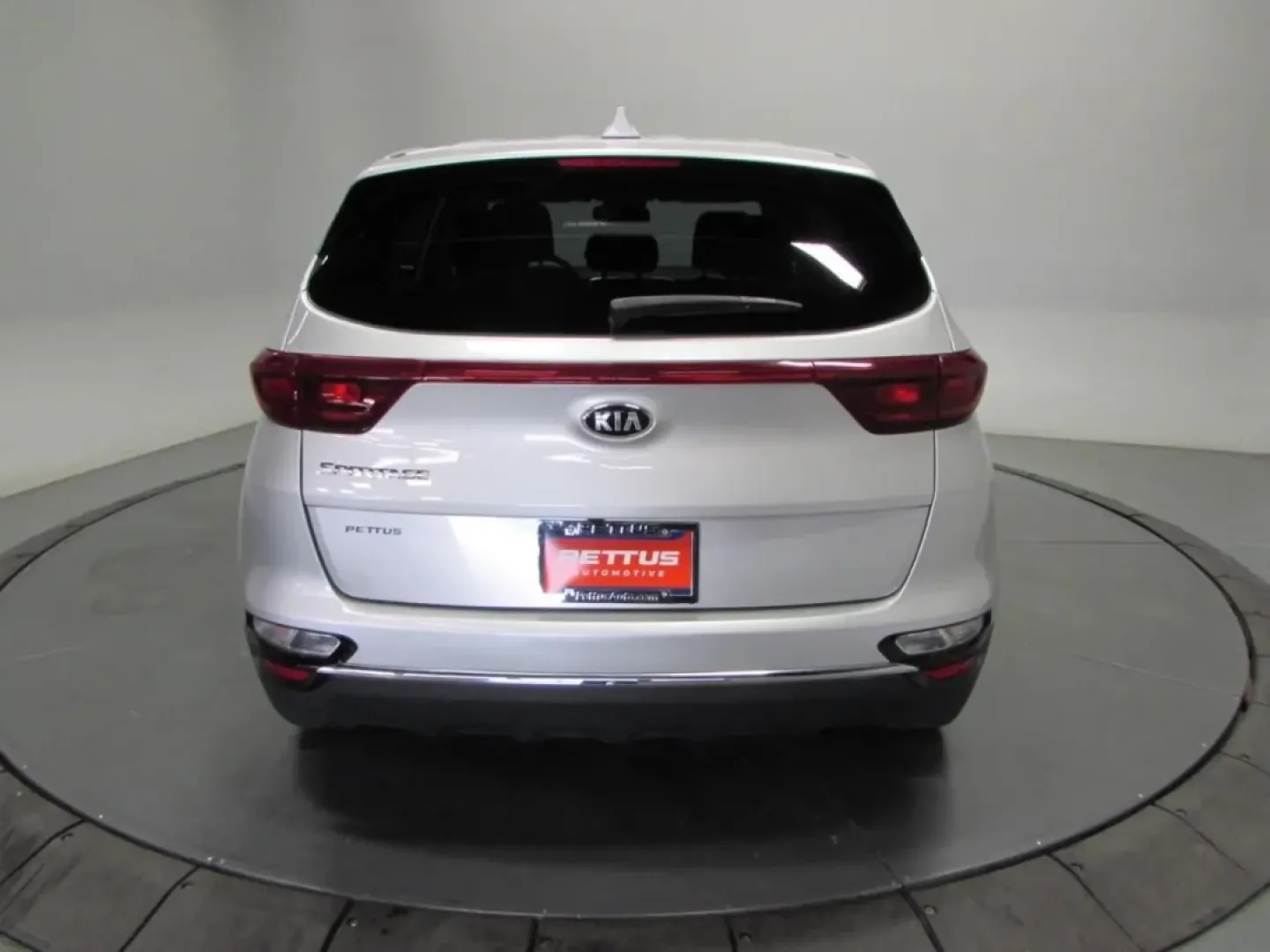 2022 /Black Kia Sportage LX (KNDPM3AC5N7) with an Other engine, Automatic transmission, located at 12830 Highway 21, De Soto, MO, 63020, (636) 337-7777, 38.153099, -90.573624 - Are you on the lookout for a capable and stylish crossover that can keep up with your busy lifestyle? Look no further than this 2022 Kia Sportage LX, now available at Pettus CDJR DeSoto in De Soto, MO. Whether you're navigating the daily commute or setting off on weekend adventures, this vehicle has - Photo#6