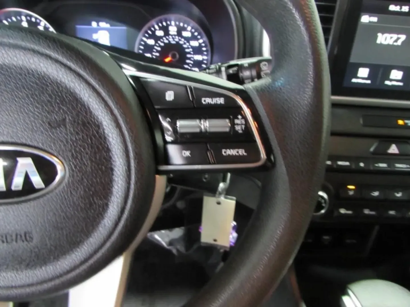 2022 /Black Kia Sportage LX (KNDPM3AC5N7) with an Other engine, Automatic transmission, located at 12830 Highway 21, De Soto, MO, 63020, (636) 337-7777, 38.153099, -90.573624 - Are you on the lookout for a capable and stylish crossover that can keep up with your busy lifestyle? Look no further than this 2022 Kia Sportage LX, now available at Pettus CDJR DeSoto in De Soto, MO. Whether you're navigating the daily commute or setting off on weekend adventures, this vehicle has - Photo#15