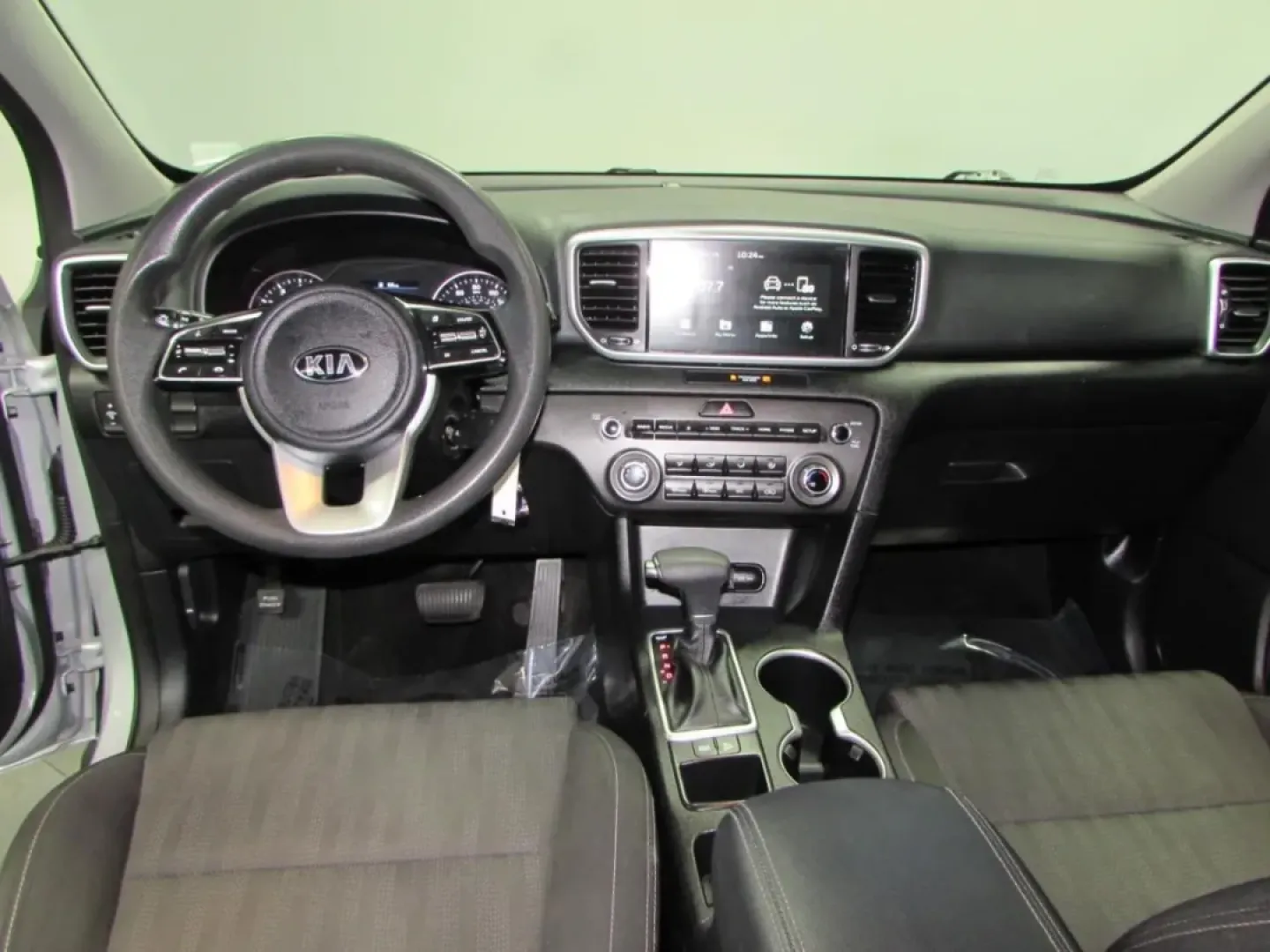 2022 /Black Kia Sportage LX (KNDPM3AC5N7) with an Other engine, Automatic transmission, located at 12830 Highway 21, De Soto, MO, 63020, (636) 337-7777, 38.153099, -90.573624 - Are you on the lookout for a capable and stylish crossover that can keep up with your busy lifestyle? Look no further than this 2022 Kia Sportage LX, now available at Pettus CDJR DeSoto in De Soto, MO. Whether you're navigating the daily commute or setting off on weekend adventures, this vehicle has - Photo#21