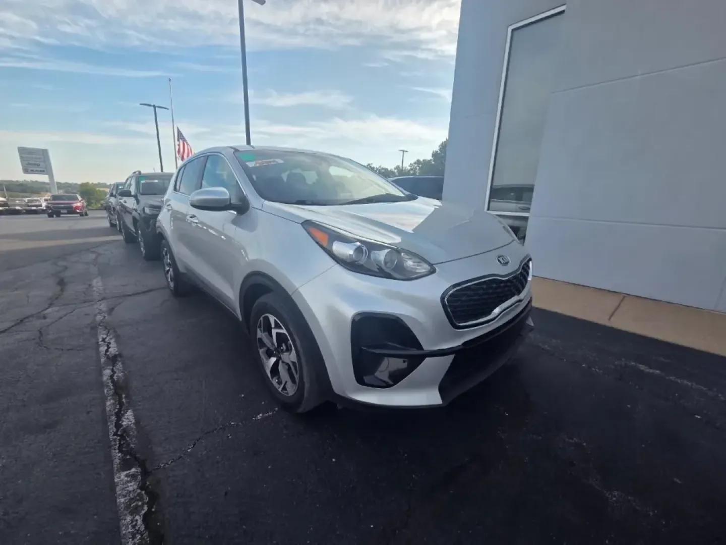 2022 /Black Kia Sportage LX (KNDPM3AC5N7) with an Other engine, Automatic transmission, located at 12830 Highway 21, De Soto, MO, 63020, (636) 337-7777, 38.153099, -90.573624 - Are you on the lookout for a capable and stylish crossover that can keep up with your busy lifestyle? Look no further than this 2022 Kia Sportage LX, now available at Pettus CDJR DeSoto in De Soto, MO. Whether you're navigating the daily commute or setting off on weekend adventures, this vehicle has - Photo#27