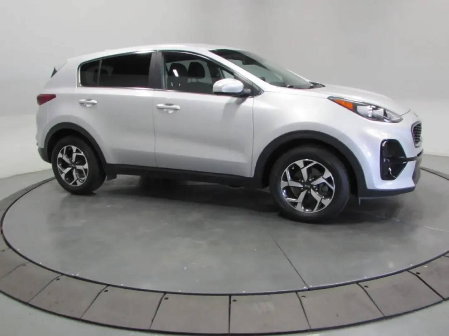 2022 /Black Kia Sportage LX (KNDPM3AC5N7) with an Other engine, Automatic transmission, located at 12830 Highway 21, De Soto, MO, 63020, (636) 337-7777, 38.153099, -90.573624 - Are you on the lookout for a capable and stylish crossover that can keep up with your busy lifestyle? Look no further than this 2022 Kia Sportage LX, now available at Pettus CDJR DeSoto in De Soto, MO. Whether you're navigating the daily commute or setting off on weekend adventures, this vehicle has - Photo#3