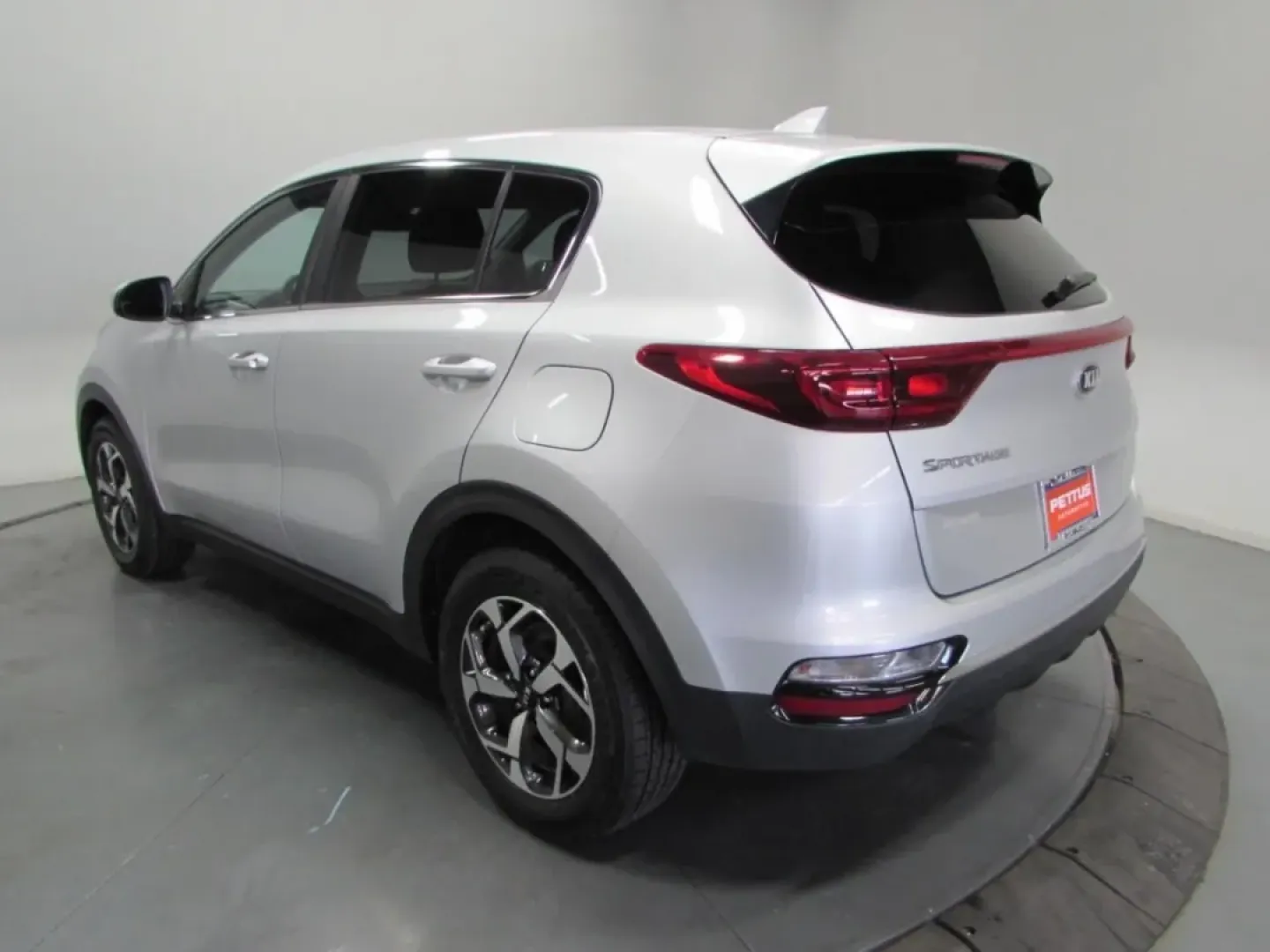 2022 /Black Kia Sportage LX (KNDPM3AC5N7) with an Other engine, Automatic transmission, located at 12830 Highway 21, De Soto, MO, 63020, (636) 337-7777, 38.153099, -90.573624 - Are you on the lookout for a capable and stylish crossover that can keep up with your busy lifestyle? Look no further than this 2022 Kia Sportage LX, now available at Pettus CDJR DeSoto in De Soto, MO. Whether you're navigating the daily commute or setting off on weekend adventures, this vehicle has - Photo#5