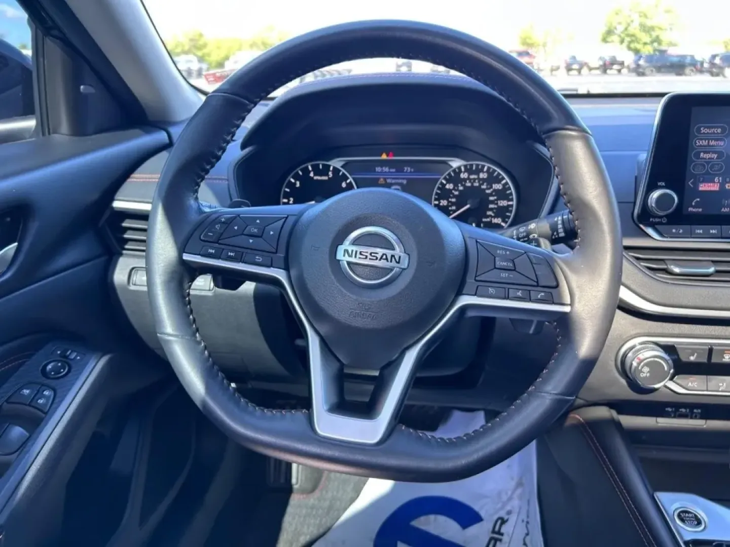 2022 /Sport Leather Trimmed Nissan Altima 2.5 SR (1N4BL4CW5NN) with an 2.5L DOHC 16-Valve 4-Cylinder engine, Automatic transmission, located at 970 Woodlawn Dr., Farmington, MO, 63640, (573) 431-7800, 37.825642, -90.468674 - If you're searching for a reliable and stylish sedan that fits seamlessly into your busy lifestyle, look no further than this 2022 Nissan Altima, available now at Pettus CDJR Farmington in Farmington, MO. This four-door beauty isn't just a car; it's a companion for your daily adventures, whether you - Photo#11
