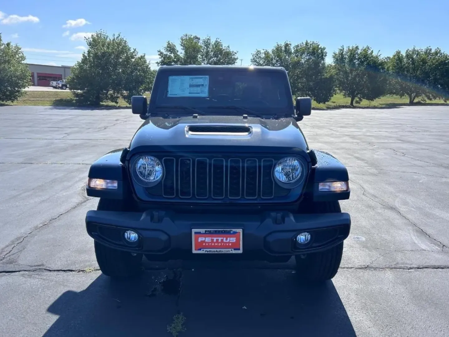 2025 /Black Cloth Jeep Gladiator Sport (1C6PJTAG5SL) with an 3.6L V6 24V VVT UPG I engine, Automatic transmission, located at 970 Woodlawn Dr., Farmington, MO, 63640, (573) 431-7800, 37.825642, -90.468674 - Are you ready for your next adventure? If you're seeking a vehicle that combines rugged capability with everyday practicality, look no further than the 2025 Jeep Gladiator available at Pettus CDJR Farmington. This exceptional truck is engineered to provide the ultimate driving experience, whether yo - Photo#7