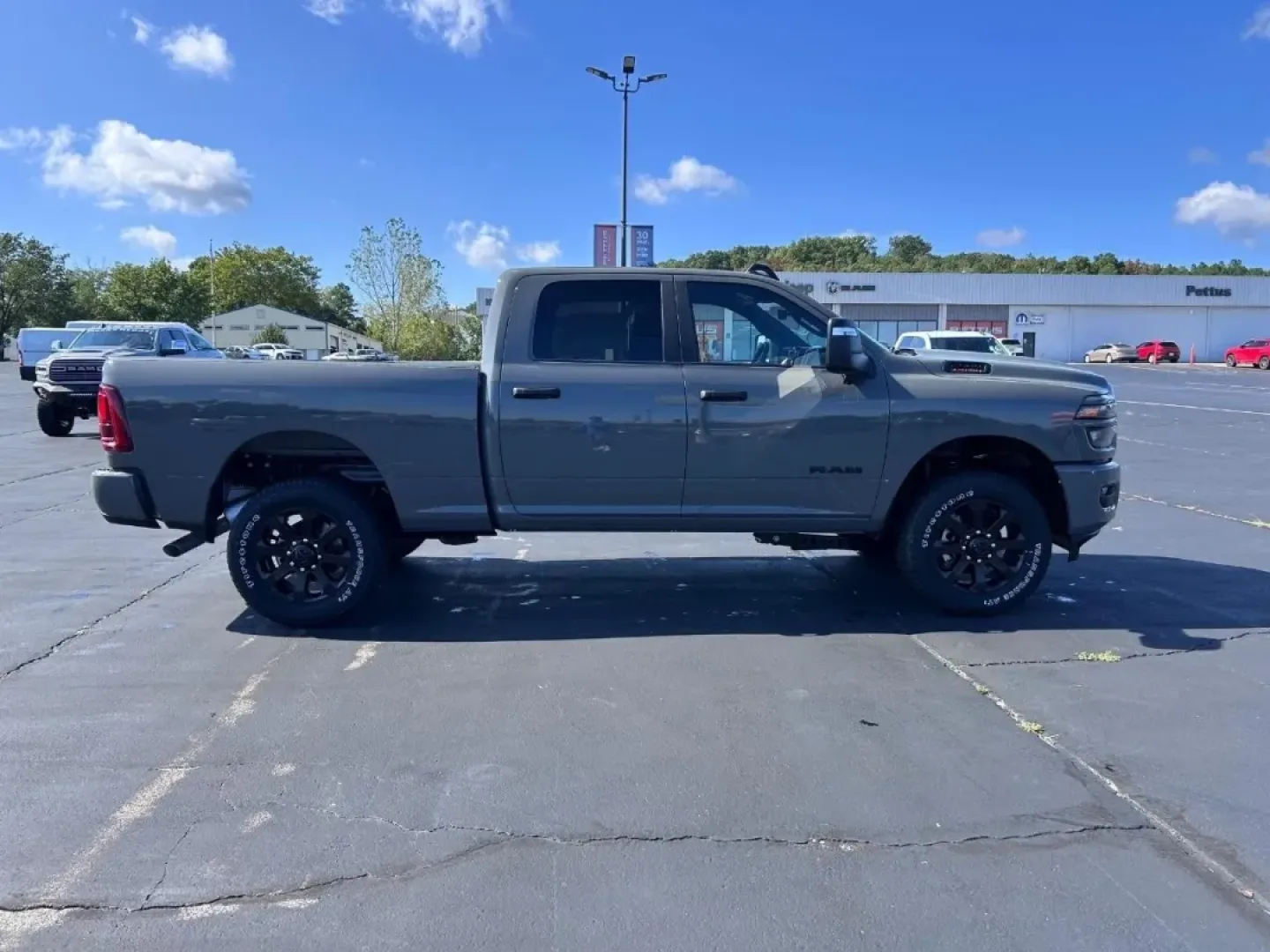 2026 /Diesel Gray/Black Cloth Ram 2500 Big Horn (3C6UR5DJXTG) with an 6.4L V8 HEMI HD engine, located at 970 Woodlawn Dr., Farmington, MO, 63640, (573) 431-7800, 37.825642, -90.468674 - When it comes to tackling tough jobs and embracing outdoor adventures, nothing beats the rugged reliability of a truck. Meet the 2026 Ram 2500 Big Horn, an incredible pre-owned vehicle that not only meets your daily demands but also enhances your lifestyle, whether you're hauling equipment for work - Photo#1