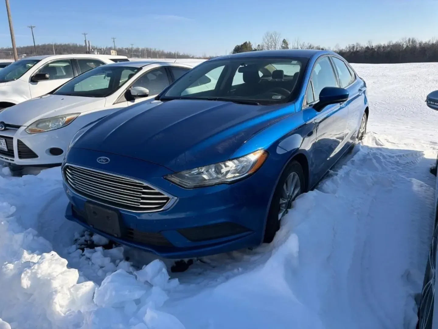 2017 Ford Fusion SE (3FA6P0H7XHR) with an 2.5L iVCT engine, Automatic transmission, located at 141 Commercial Dr, Fredericktown, MO, 63645, (573) 783-6432, 37.570087, -90.320648 - **Discover Your Next Adventure with the 2017 Ford Fusion SE Perfect for Daily Commutes and Weekend Getaways!**<br /> <br /> Are you looking for an affordable and reliable vehicle that can handle both your daily commute and exciting weekend adventures? Look no further than the 2017 Ford Fusion SE av - Photo#0