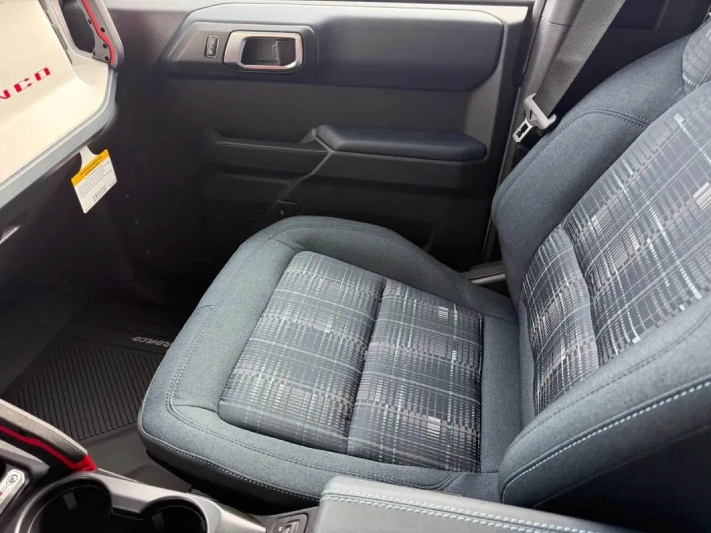 2025 /Navy Pier Cloth Ford Bronco Heritage Edition (1FMEE4DP0SL) with an 2.7L V6 engine, Automatic transmission, located at 141 Commercial Dr, Fredericktown, MO, 63645, (573) 783-6432, 37.570087, -90.320648 - ### Experience Adventure with the 2025 Ford Bronco Heritage Edition at Pettus Ford Fredericktown<br /> <br /> Are you ready to elevate your outdoor adventures? Look no further than this stunning 2025 Ford Bronco Heritage Edition, a vehicle designed for those who crave excitement and exploration. Per - Photo#14