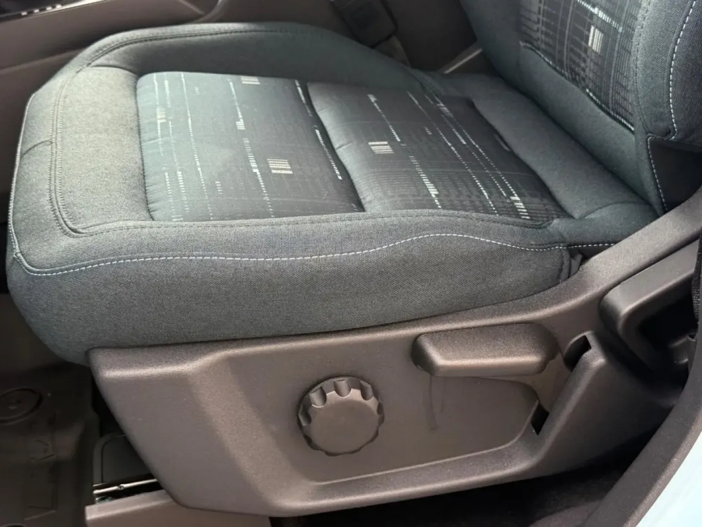 2025 /Navy Pier Cloth Ford Bronco Heritage Edition (1FMEE4DP0SL) with an 2.7L V6 engine, Automatic transmission, located at 141 Commercial Dr, Fredericktown, MO, 63645, (573) 783-6432, 37.570087, -90.320648 - ### Experience Adventure with the 2025 Ford Bronco Heritage Edition at Pettus Ford Fredericktown<br /> <br /> Are you ready to elevate your outdoor adventures? Look no further than this stunning 2025 Ford Bronco Heritage Edition, a vehicle designed for those who crave excitement and exploration. Per - Photo#16