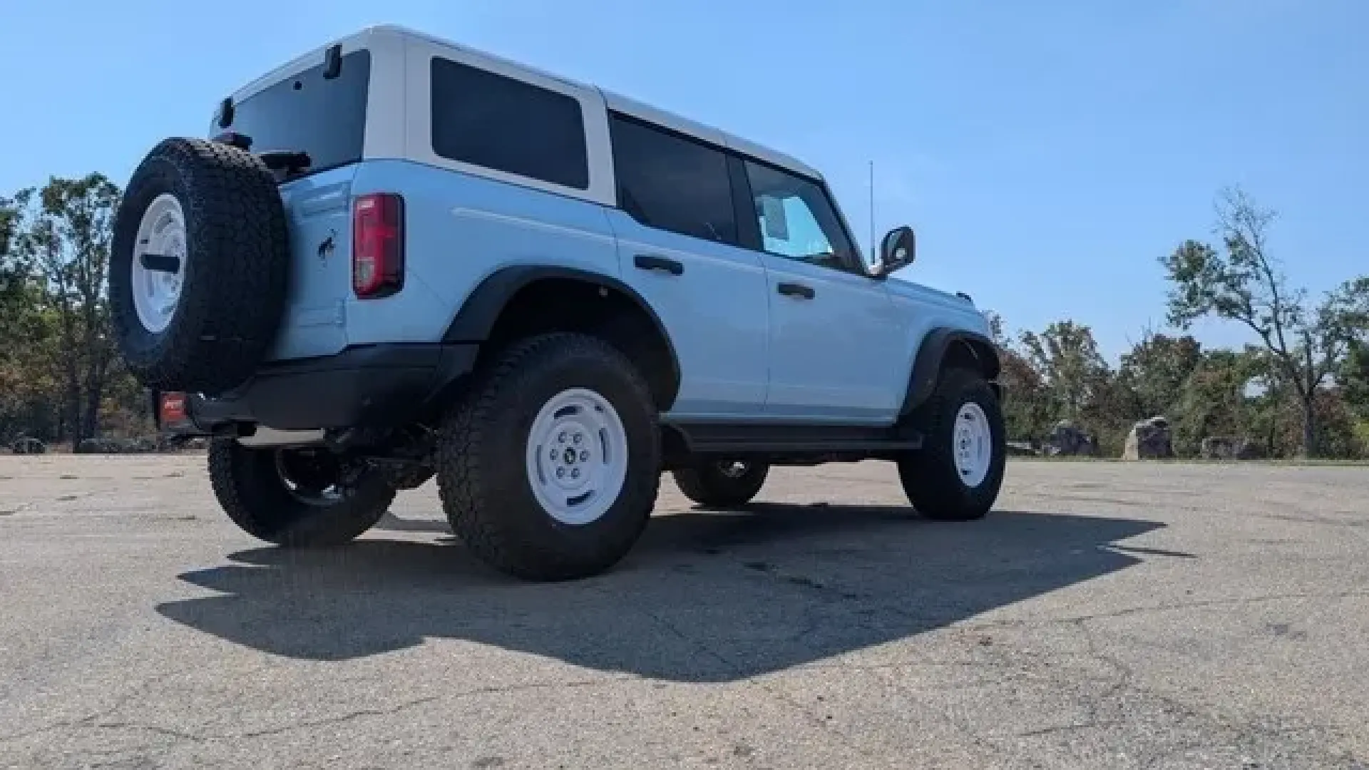 2025 Ford Bronco Heritage Edition (1FMEE4DP0SL) with an 2.7L V6 Turbocharged engine, located at 141 Commercial Dr, Fredericktown, MO, 63645, (573) 783-6432, 37.570087, -90.320648 - ### Experience Adventure with the 2025 Ford Bronco Heritage Edition at Pettus Ford Fredericktown<br /> <br /> Are you ready to elevate your outdoor adventures? Look no further than this stunning 2025 Ford Bronco Heritage Edition, a vehicle designed for those who crave excitement and exploration. Per - Photo#3