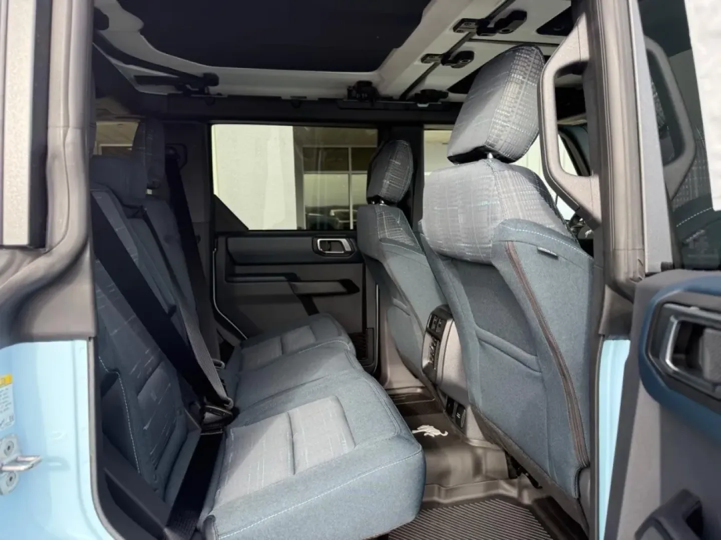 2025 /Navy Pier Cloth Ford Bronco Heritage Edition (1FMEE4DP0SL) with an 2.7L V6 engine, Automatic transmission, located at 141 Commercial Dr, Fredericktown, MO, 63645, (573) 783-6432, 37.570087, -90.320648 - ### Experience Adventure with the 2025 Ford Bronco Heritage Edition at Pettus Ford Fredericktown<br /> <br /> Are you ready to elevate your outdoor adventures? Look no further than this stunning 2025 Ford Bronco Heritage Edition, a vehicle designed for those who crave excitement and exploration. Per - Photo#4