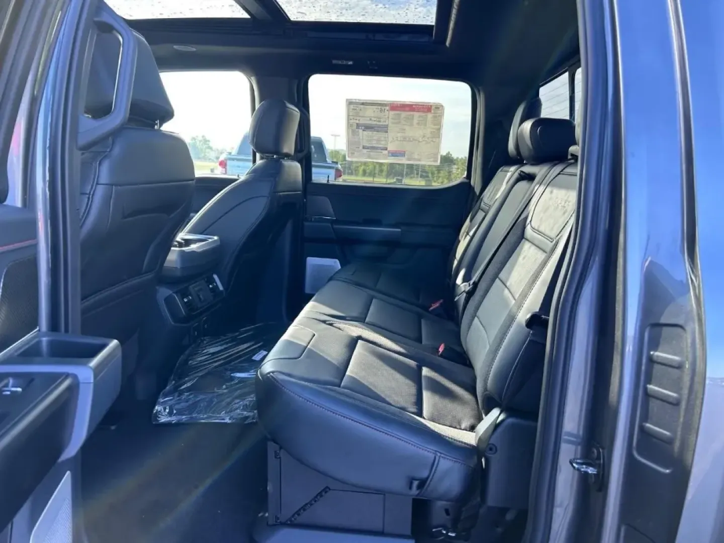 2025 /Black Leather Ford F-150 Raptor (1FTFW1RG7SF) with an 3.5L V6 EcoBoost High Output engine, Automatic transmission, located at 141 Commercial Dr, Fredericktown, MO, 63645, (573) 783-6432, 37.570087, -90.320648 - **Unleash Adventure with the 2025 Ford F-150 Raptor at Pettus Ford Fredericktown!**<br /> <br /> Are you ready to elevate your lifestyle? Whether you're conquering the weekend trails, hauling gear for a family camping trip, or managing your daily commute, the 2025 Ford F-150 Raptor is the ideal pick - Photo#7