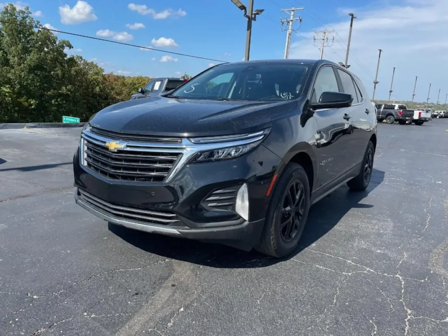 2022 /Jet Black Chevrolet Equinox LT (3GNAXKEV9NL) with an Other engine, Automatic transmission, located at 12836 Highway 21, De Soto, MO, 63020, (636) 337-7777, 38.151867, -90.575615 - **Adventure Awaits with the 2022 Chevrolet Equinox LT at Pettus Ford De Soto!**<br /> <br /> Are you ready to elevate your daily commute or weekend getaways? The 2022 Chevrolet Equinox LT is the perfect companion for families, adventure seekers, or anyone in need of a reliable, spacious SUV. With it - Photo#0