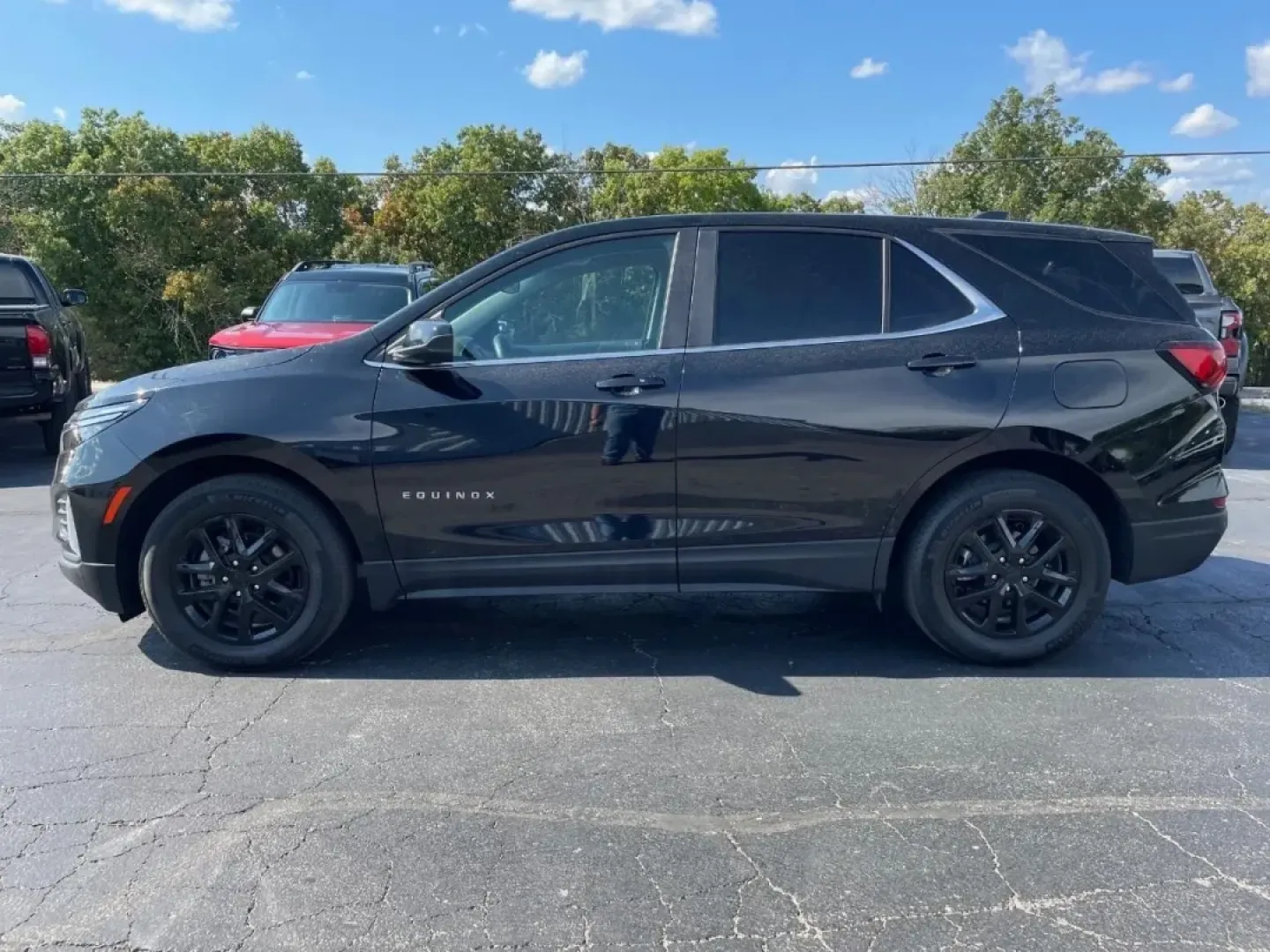 2022 /Jet Black Chevrolet Equinox LT (3GNAXKEV9NL) with an Other engine, Automatic transmission, located at 12836 Highway 21, De Soto, MO, 63020, (636) 337-7777, 38.151867, -90.575615 - **Adventure Awaits with the 2022 Chevrolet Equinox LT at Pettus Ford De Soto!**<br /> <br /> Are you ready to elevate your daily commute or weekend getaways? The 2022 Chevrolet Equinox LT is the perfect companion for families, adventure seekers, or anyone in need of a reliable, spacious SUV. With it - Photo#1