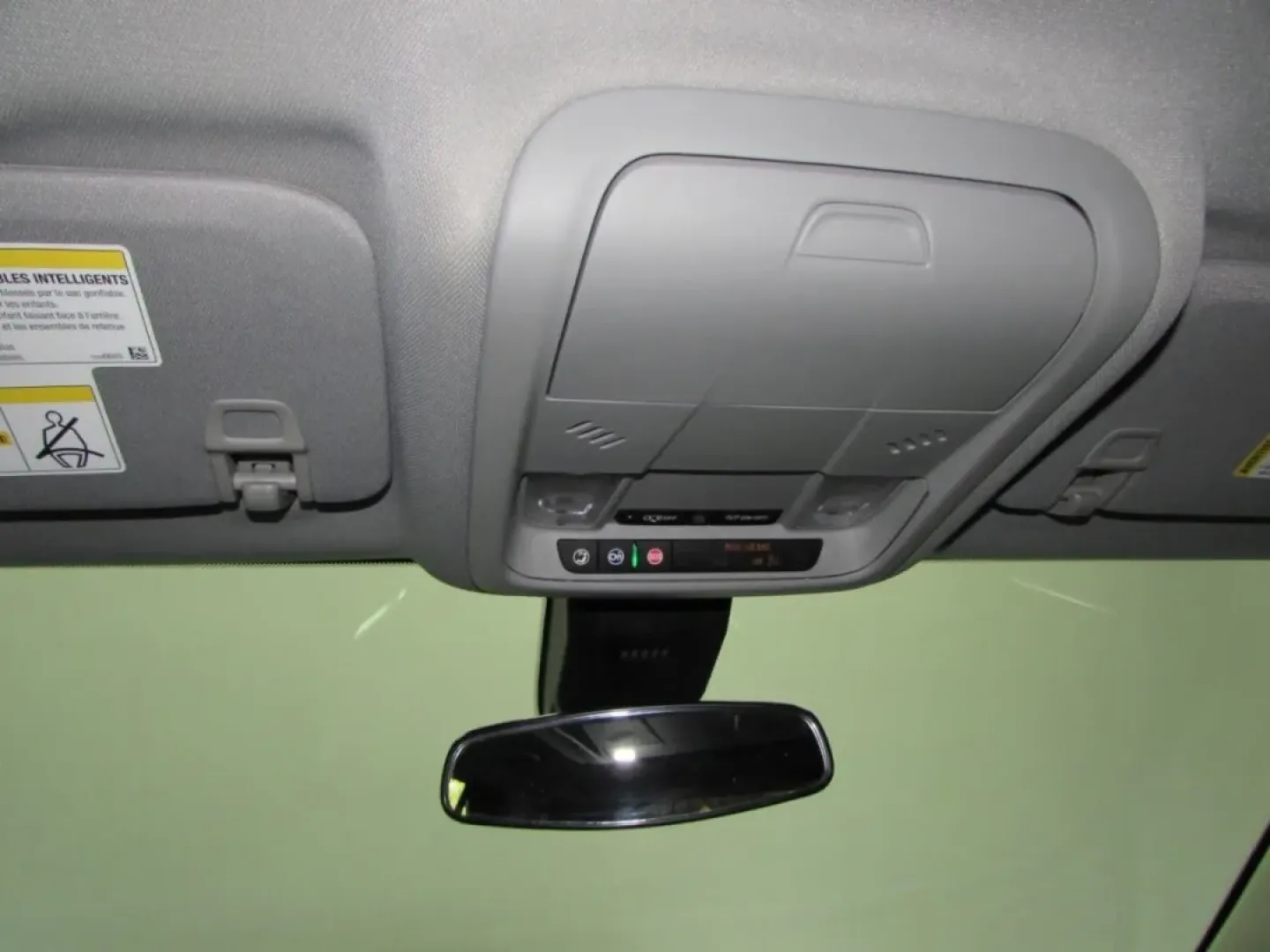 2022 /Jet Black Chevrolet Equinox LT (3GNAXKEV9NL) with an Other engine, Automatic transmission, located at 12836 Highway 21, De Soto, MO, 63020, (636) 337-7777, 38.151867, -90.575615 - **Adventure Awaits with the 2022 Chevrolet Equinox LT at Pettus Ford De Soto!**<br /> <br /> Are you ready to elevate your daily commute or weekend getaways? The 2022 Chevrolet Equinox LT is the perfect companion for families, adventure seekers, or anyone in need of a reliable, spacious SUV. With it - Photo#17