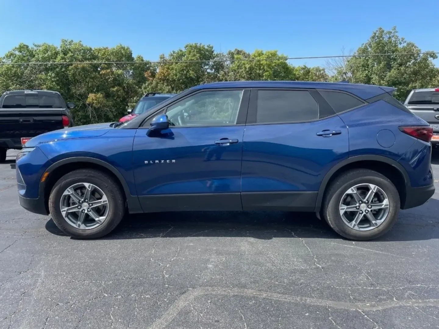 2023 /Jet Black Chevrolet Blazer LT (3GNKBCR47PS) with an Other engine, located at 12836 Highway 21, De Soto, MO, 63020, (636) 337-7777, 38.151867, -90.575615 - **Adventure Awaits with the 2023 Chevrolet Blazer LT - A Perfect Companion for Every Journey!**<br /> <br /> Are you ready to elevate your daily commute or weekend adventures? The 2023 Chevrolet Blazer LT is an exceptional SUV designed to meet the needs of both urban dwellers and outdoor enthusiasts - Photo#1